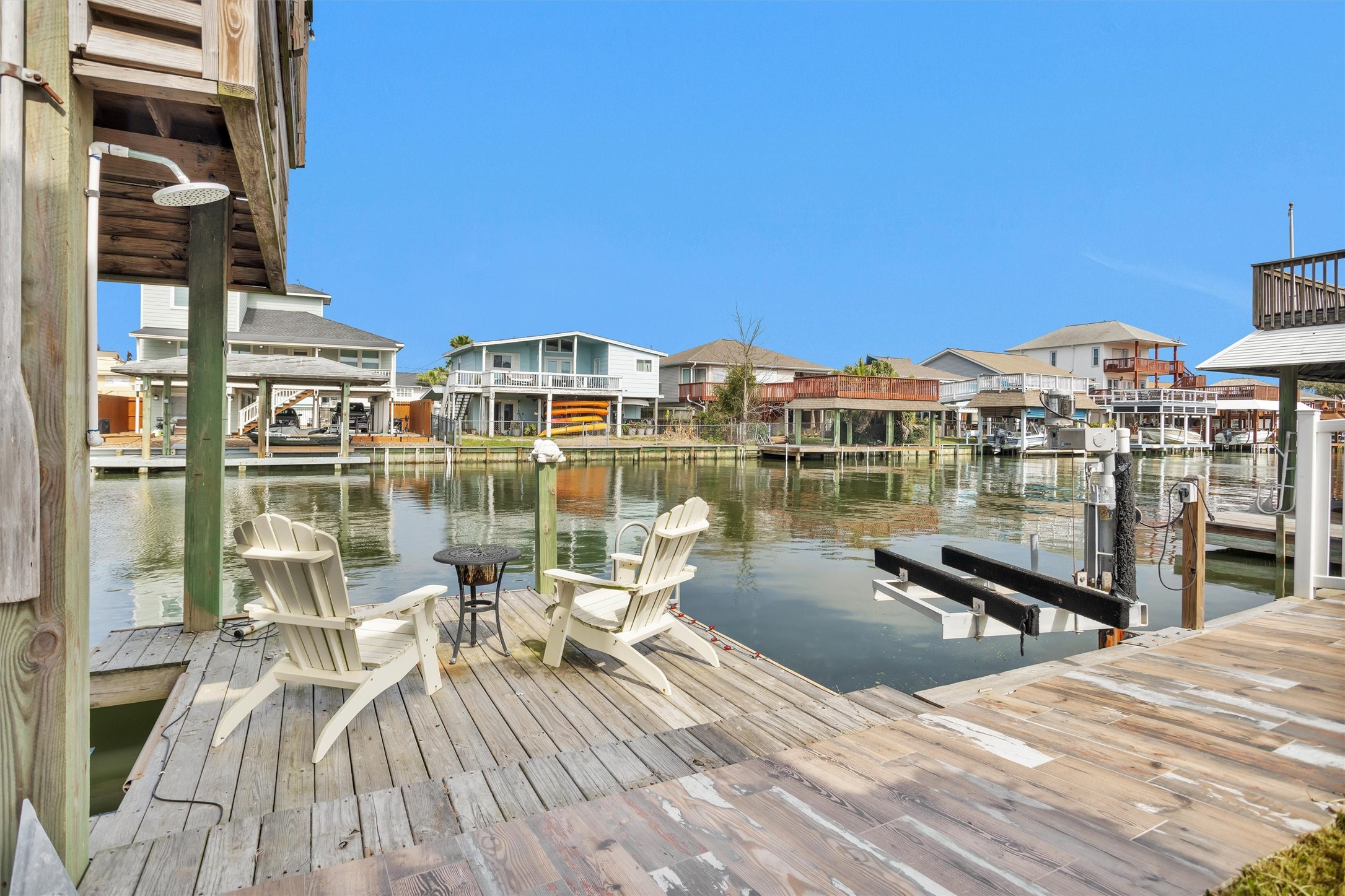 336 Ling Street Property Photo 40