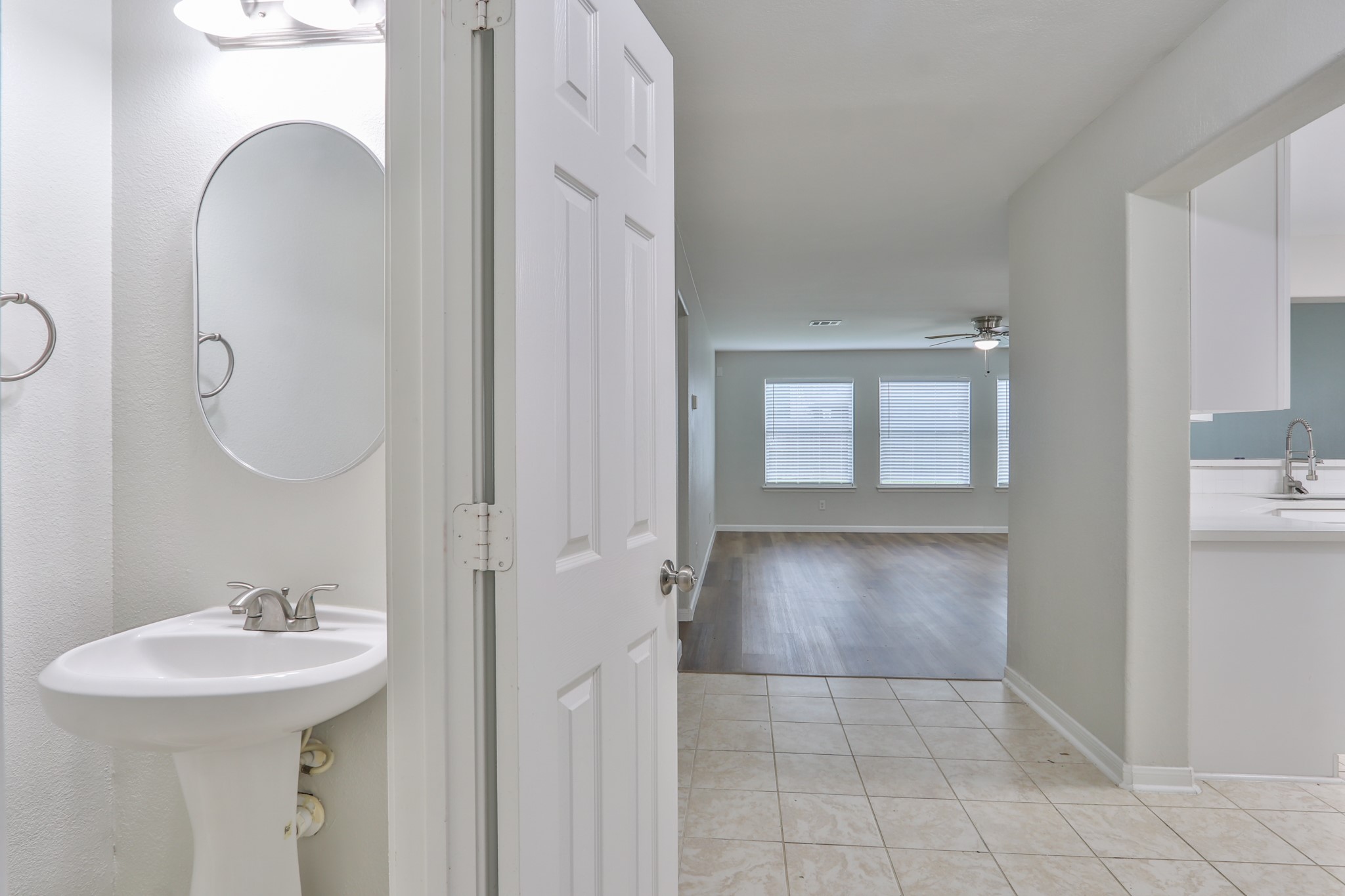1110 Lasso Court Property Photo 2