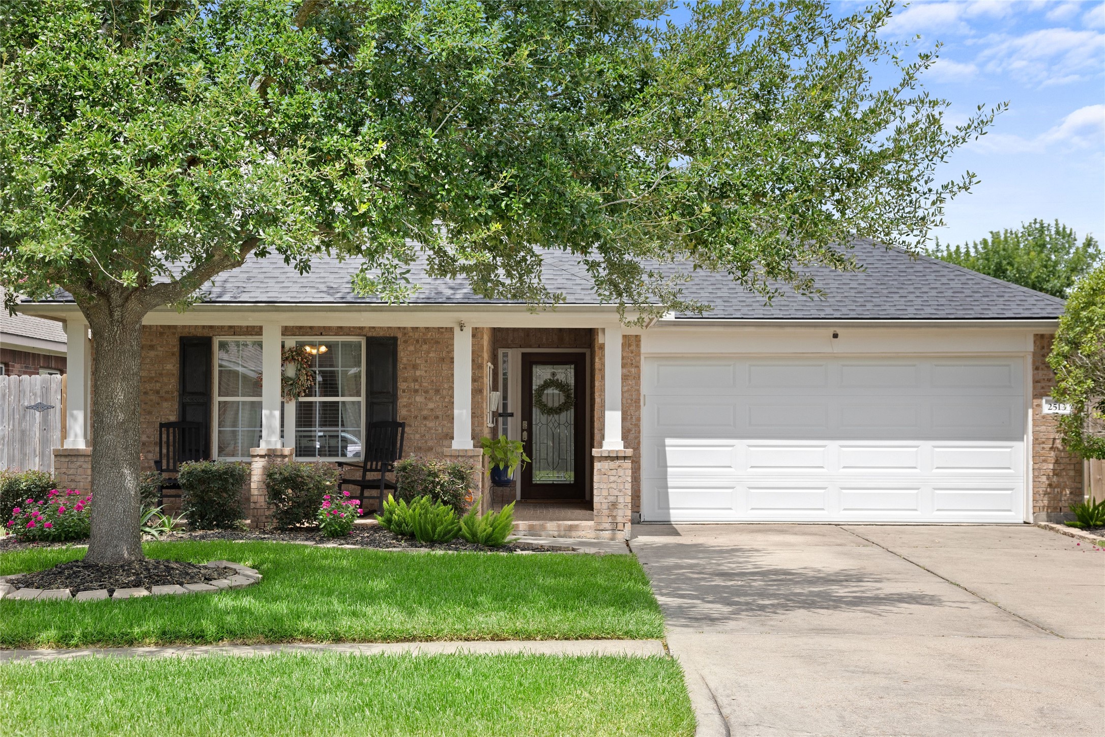 2513 Shiprock Drive Property Photo 2