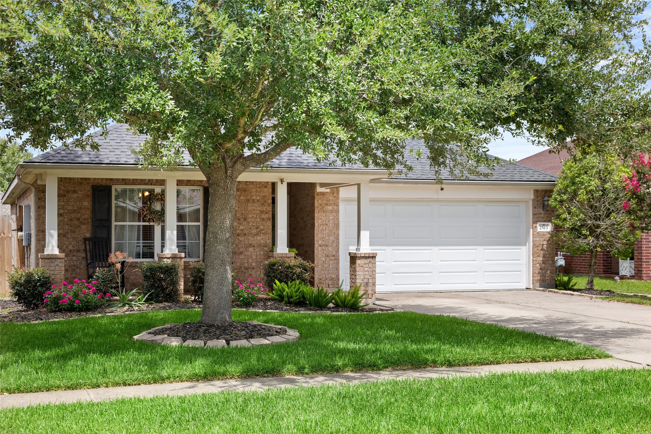 2513 Shiprock Drive Property Photo 3