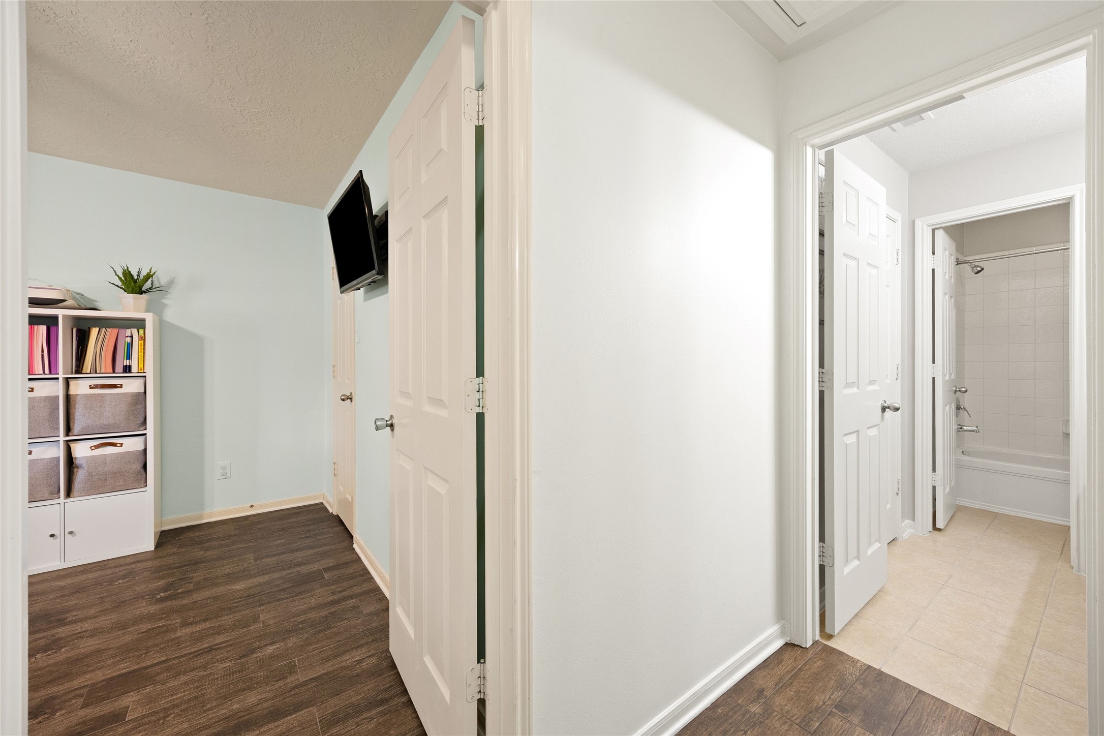2513 Shiprock Drive Property Photo 6