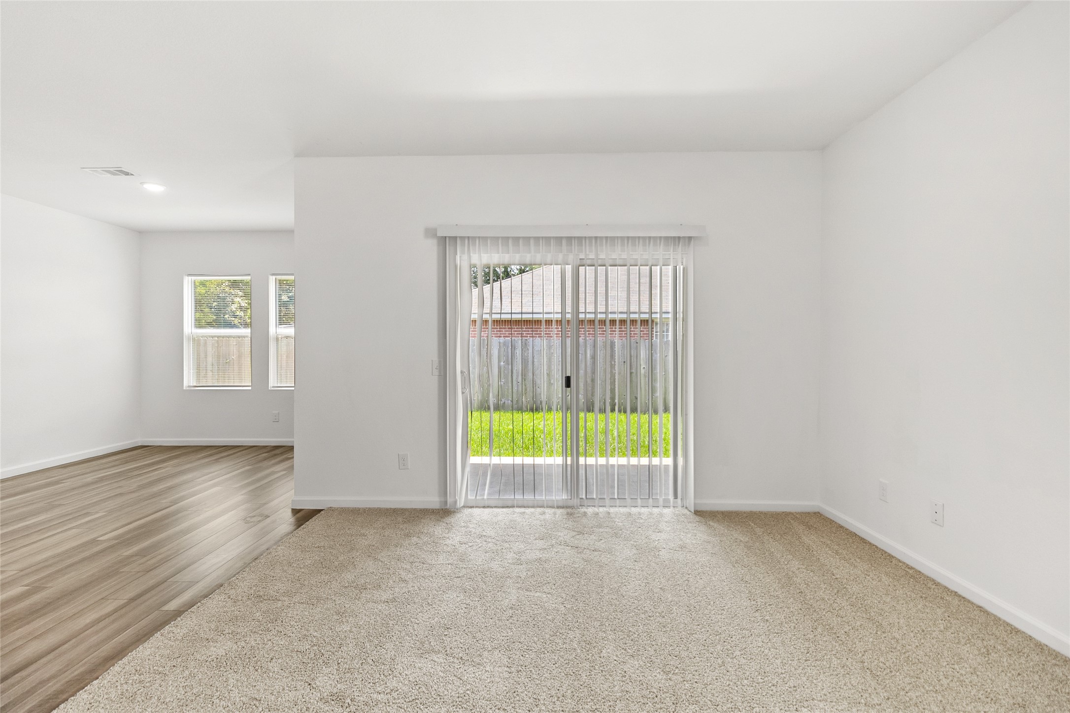 3602 Admiralty Drive Property Photo 7