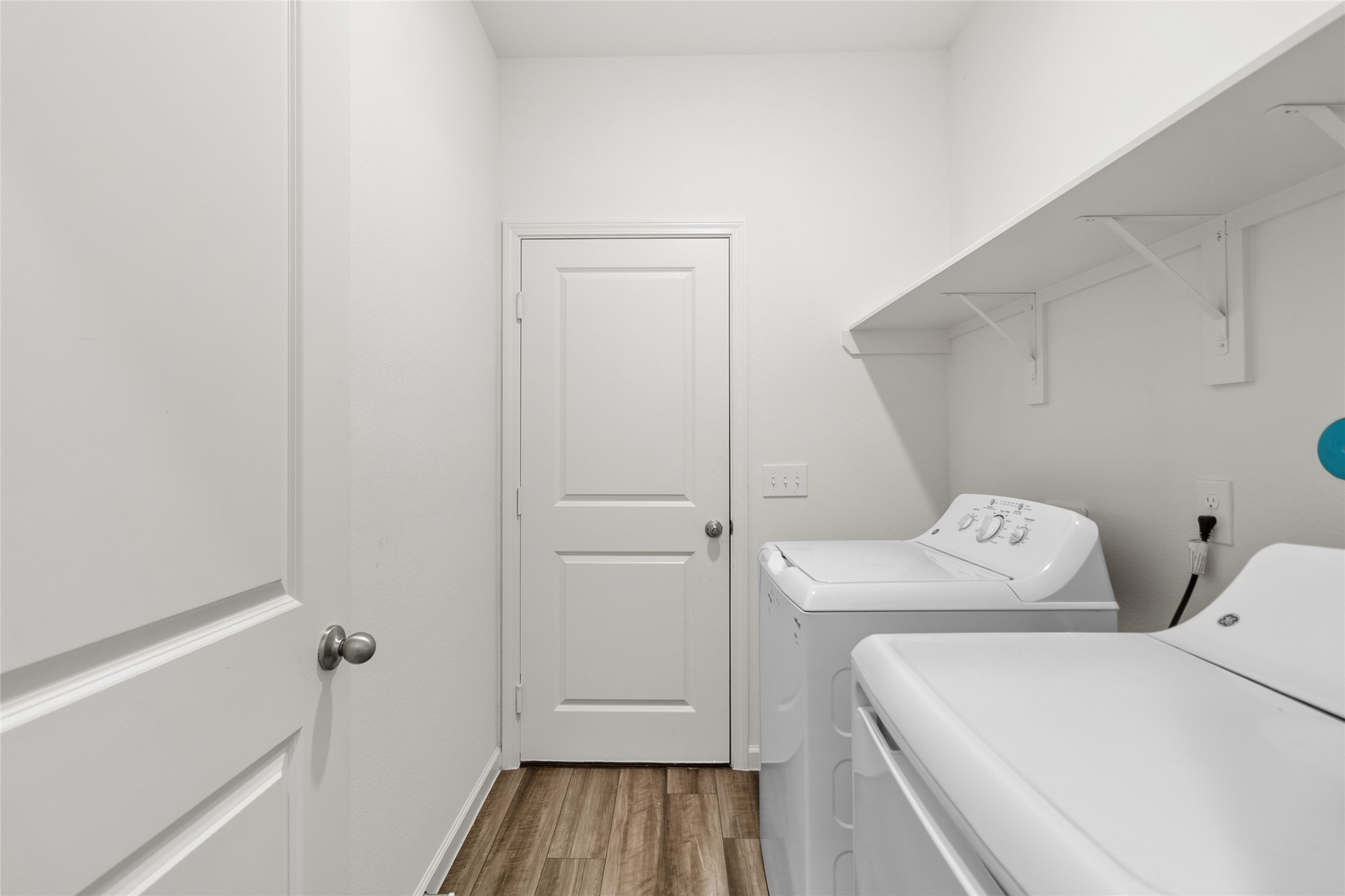 3602 Admiralty Drive Property Photo 8