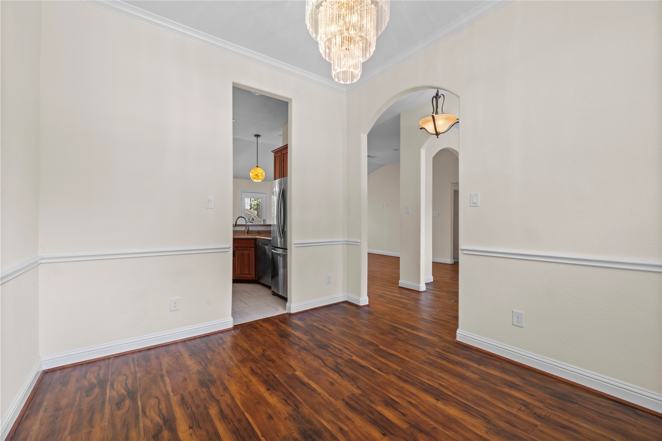 7214 Deep Forest Drive Property Photo 8