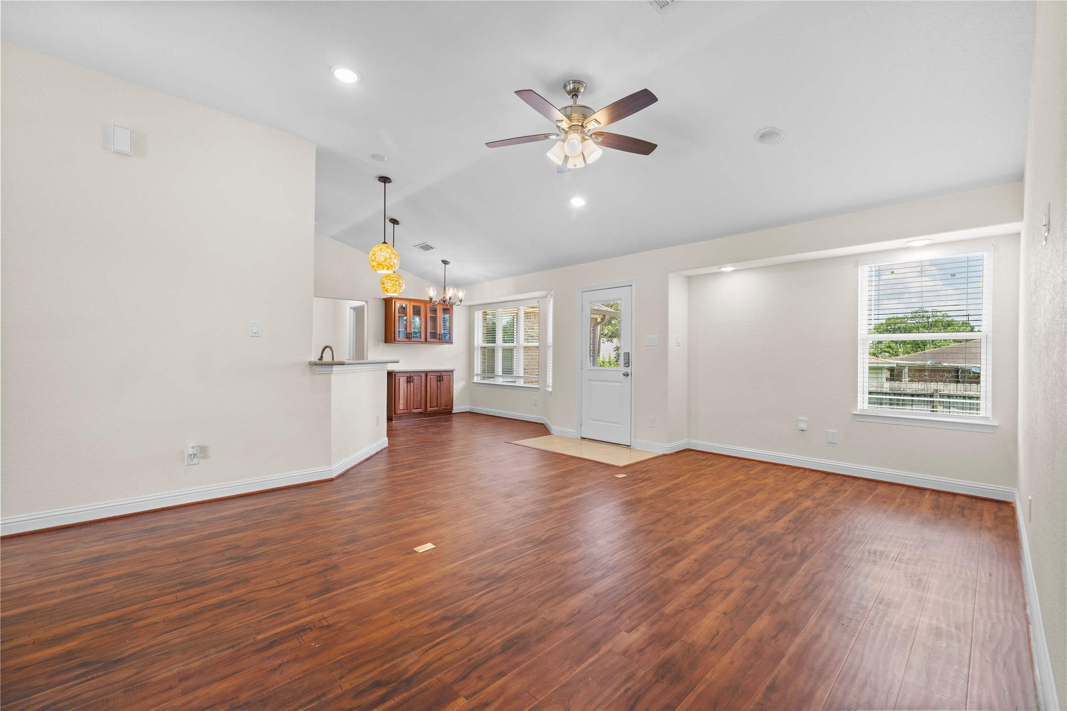 7214 Deep Forest Drive Property Photo 11