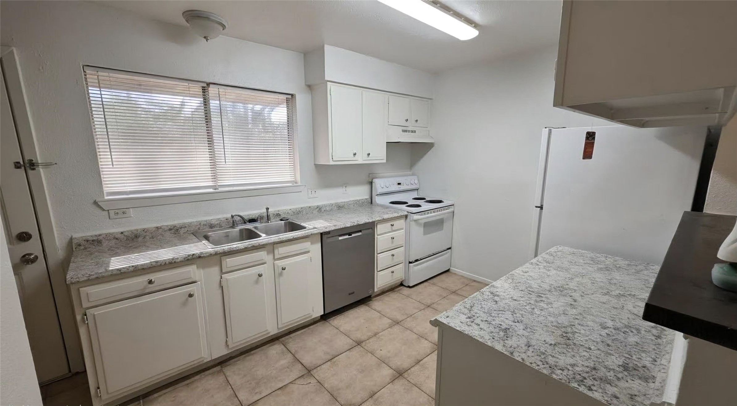 5150 Prairie Ridge Road Property Photo 6