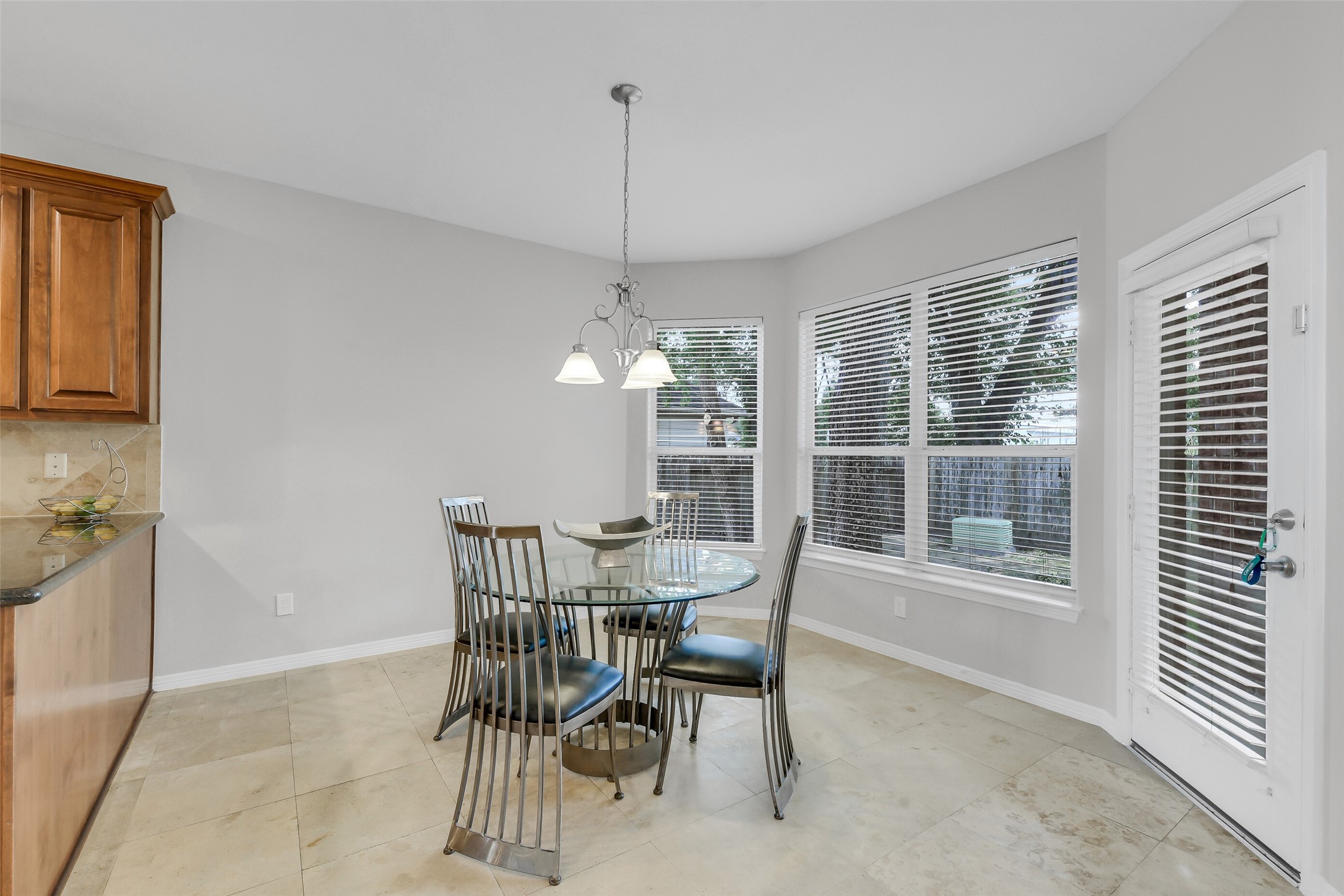 14906 Windsor Manor Property Photo 11