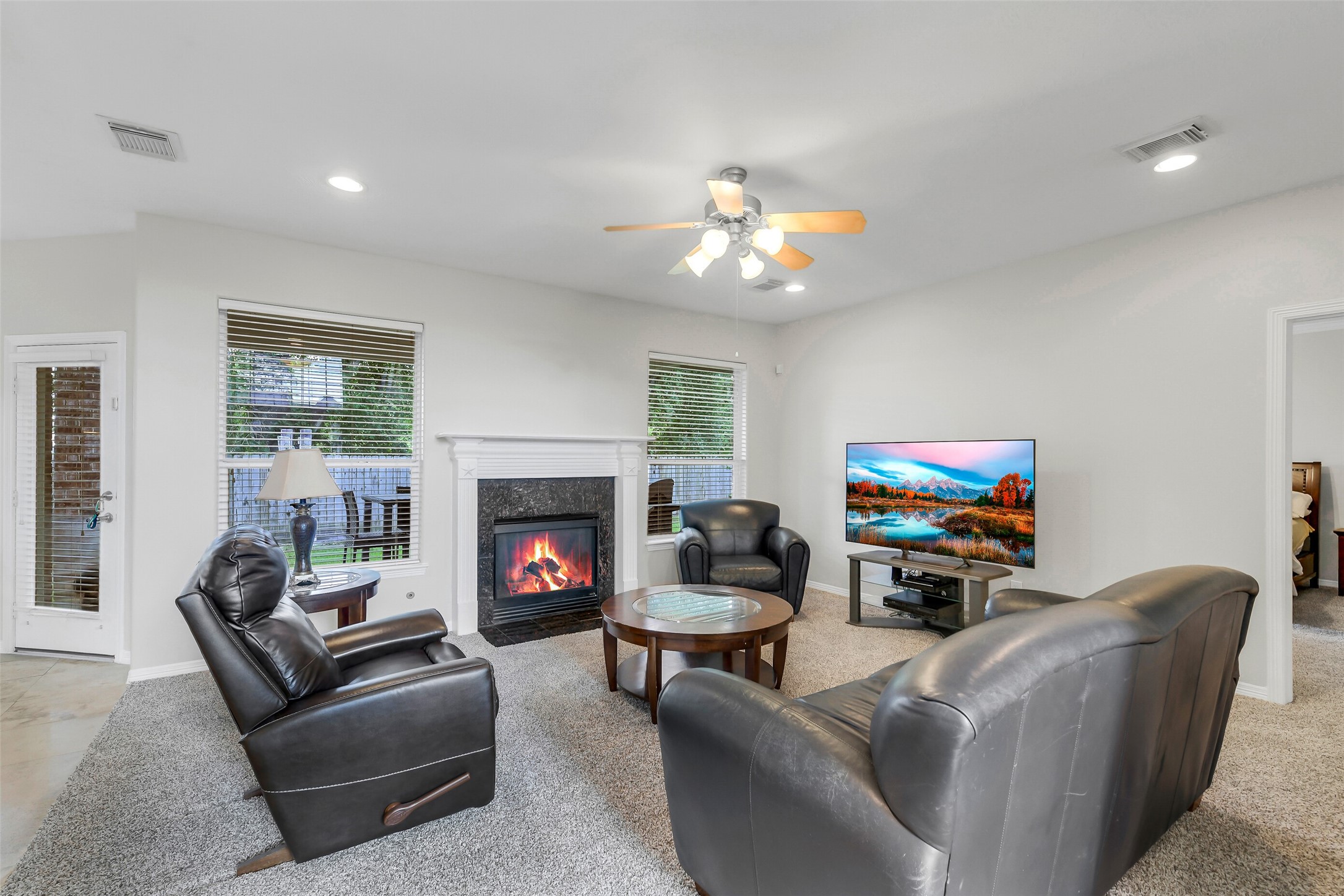 14906 Windsor Manor Property Photo 13