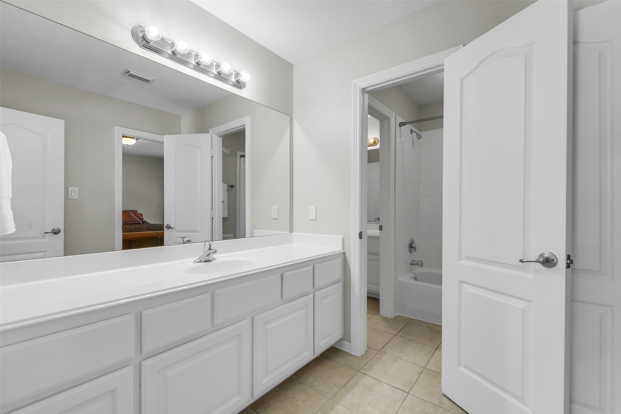 14906 Windsor Manor Property Photo 24