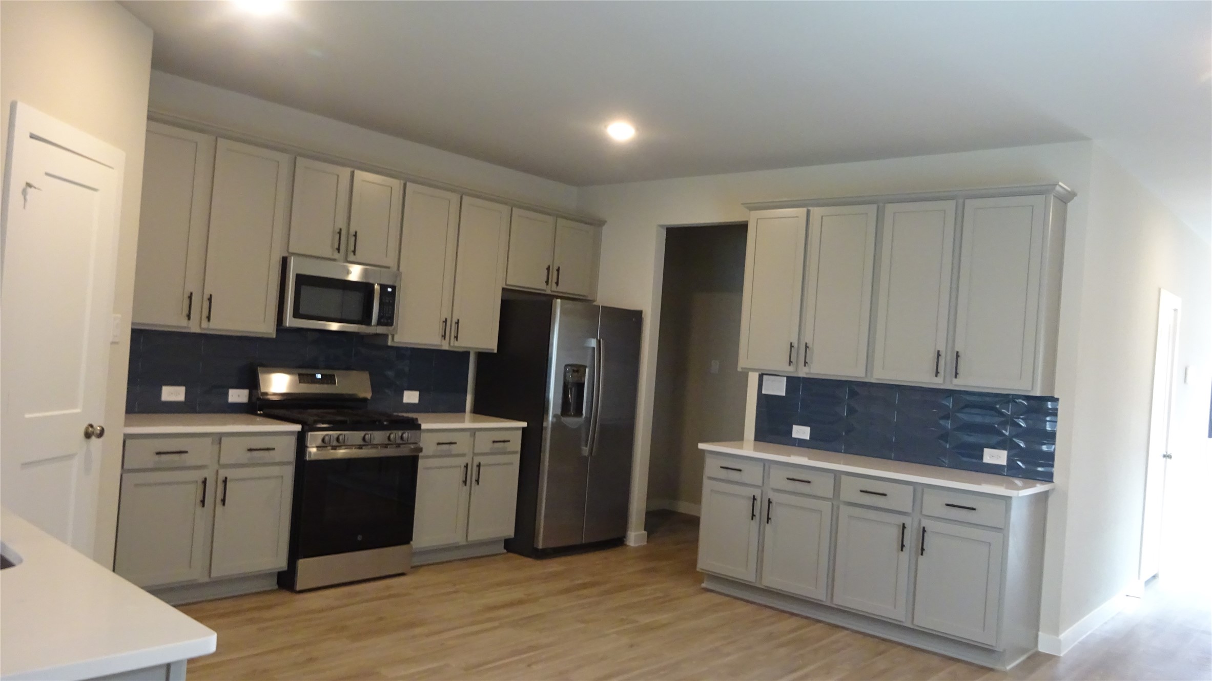 21614 Coral Mist Drive Property Photo 5
