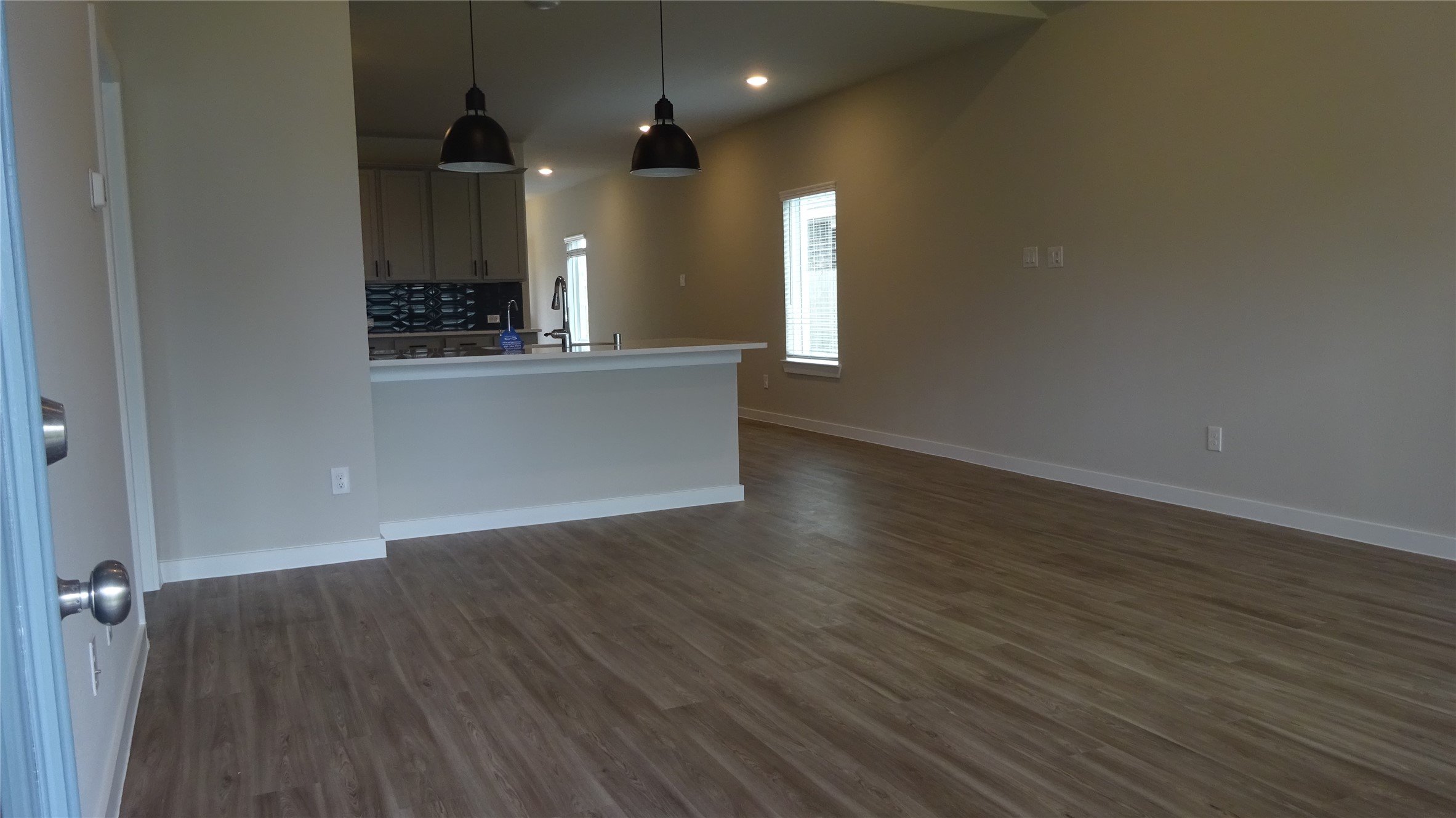 21614 Coral Mist Drive Property Photo 8