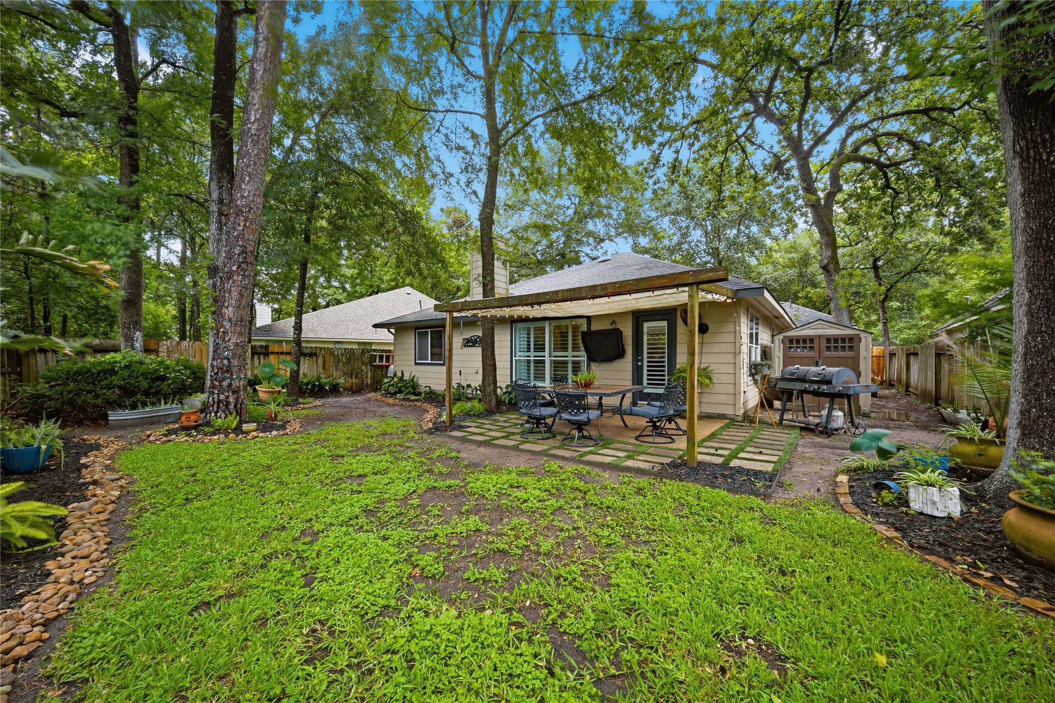 39 Steep Trail Place Property Photo 20