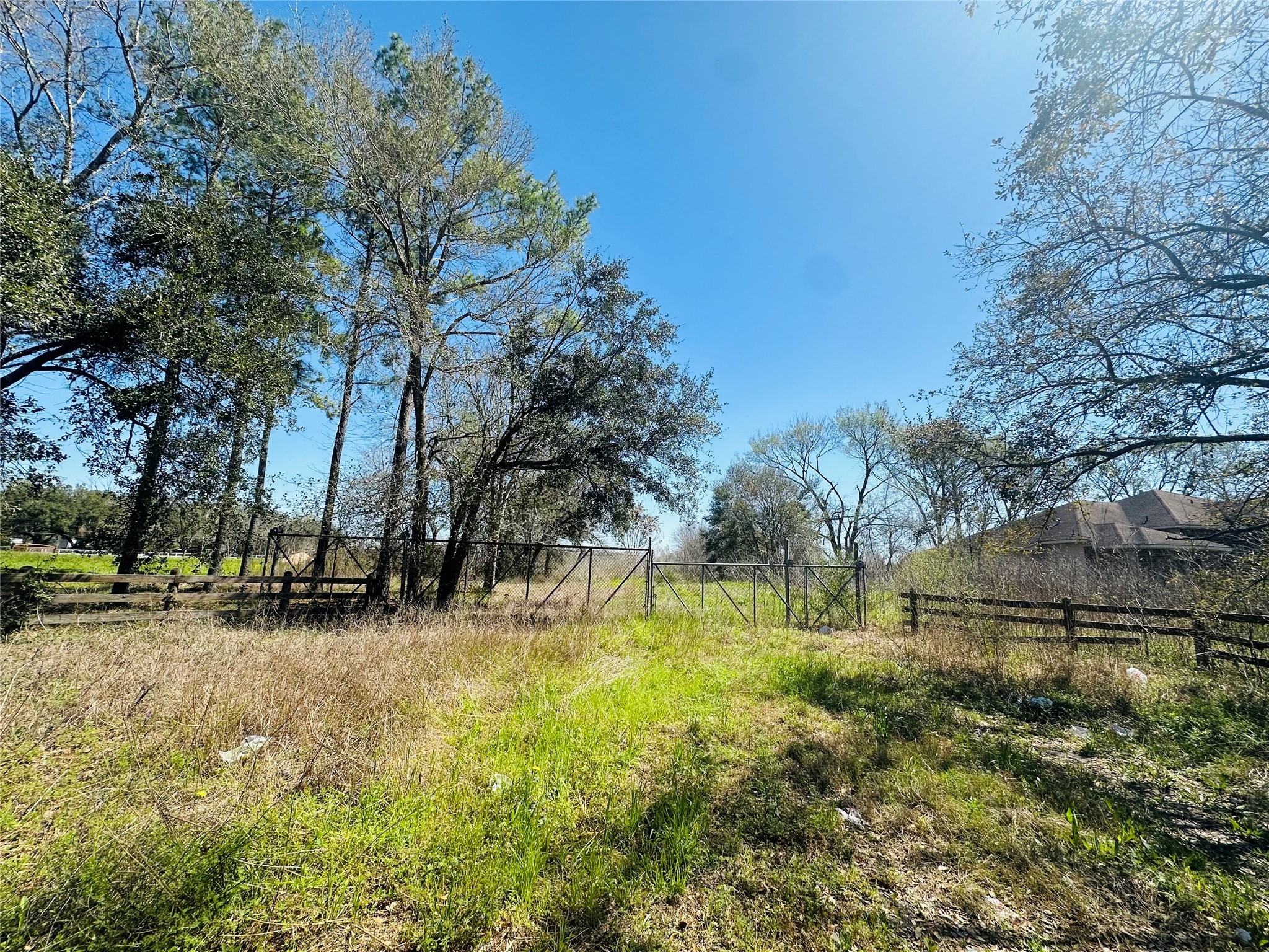12215 Foxton Road Property Photo 1