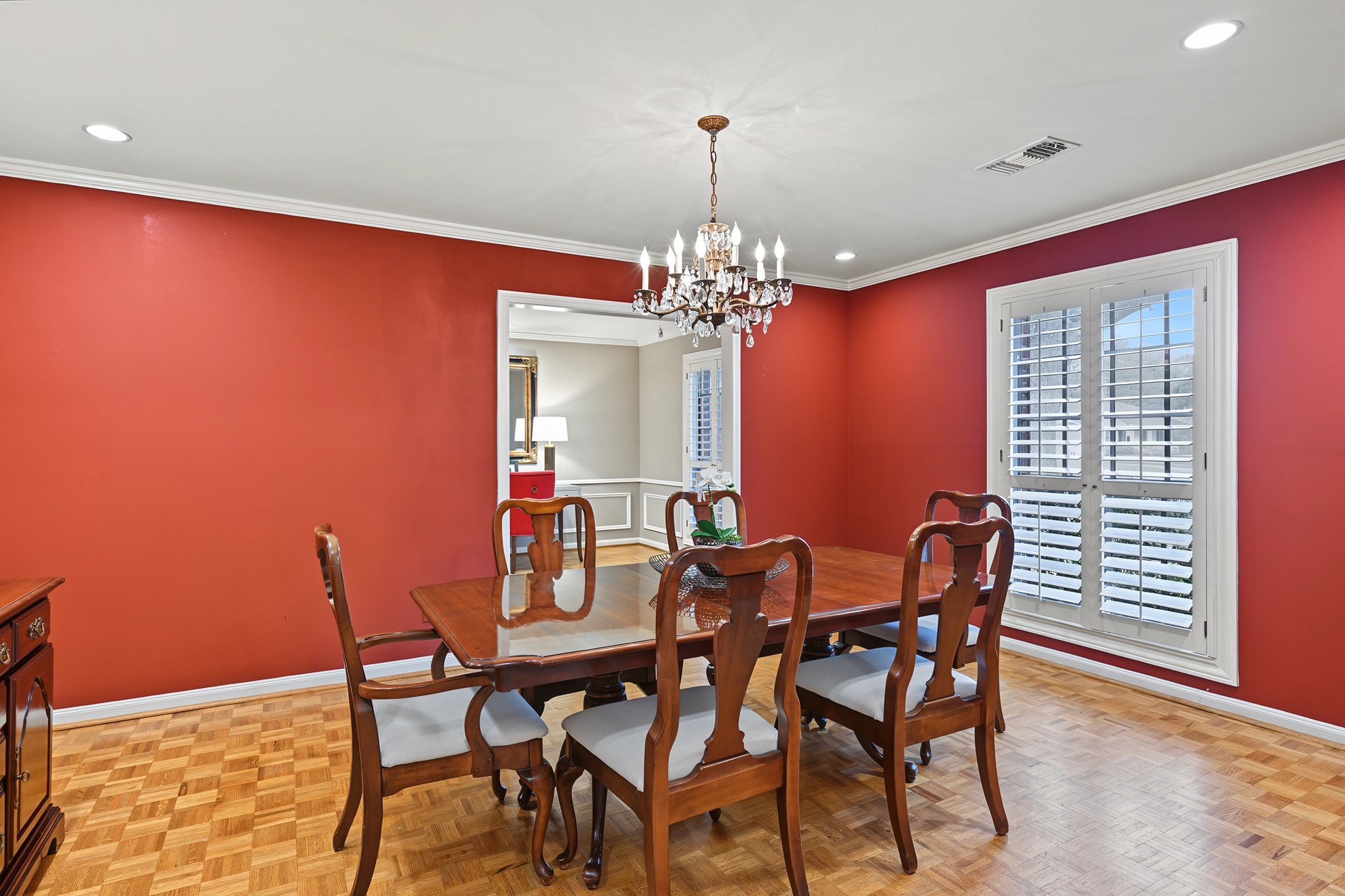 7915 Meadow Lake Lane Property Photo 3