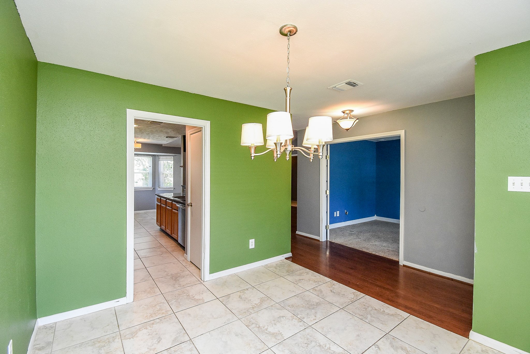 2947 Highland Lakes Drive Property Photo 8