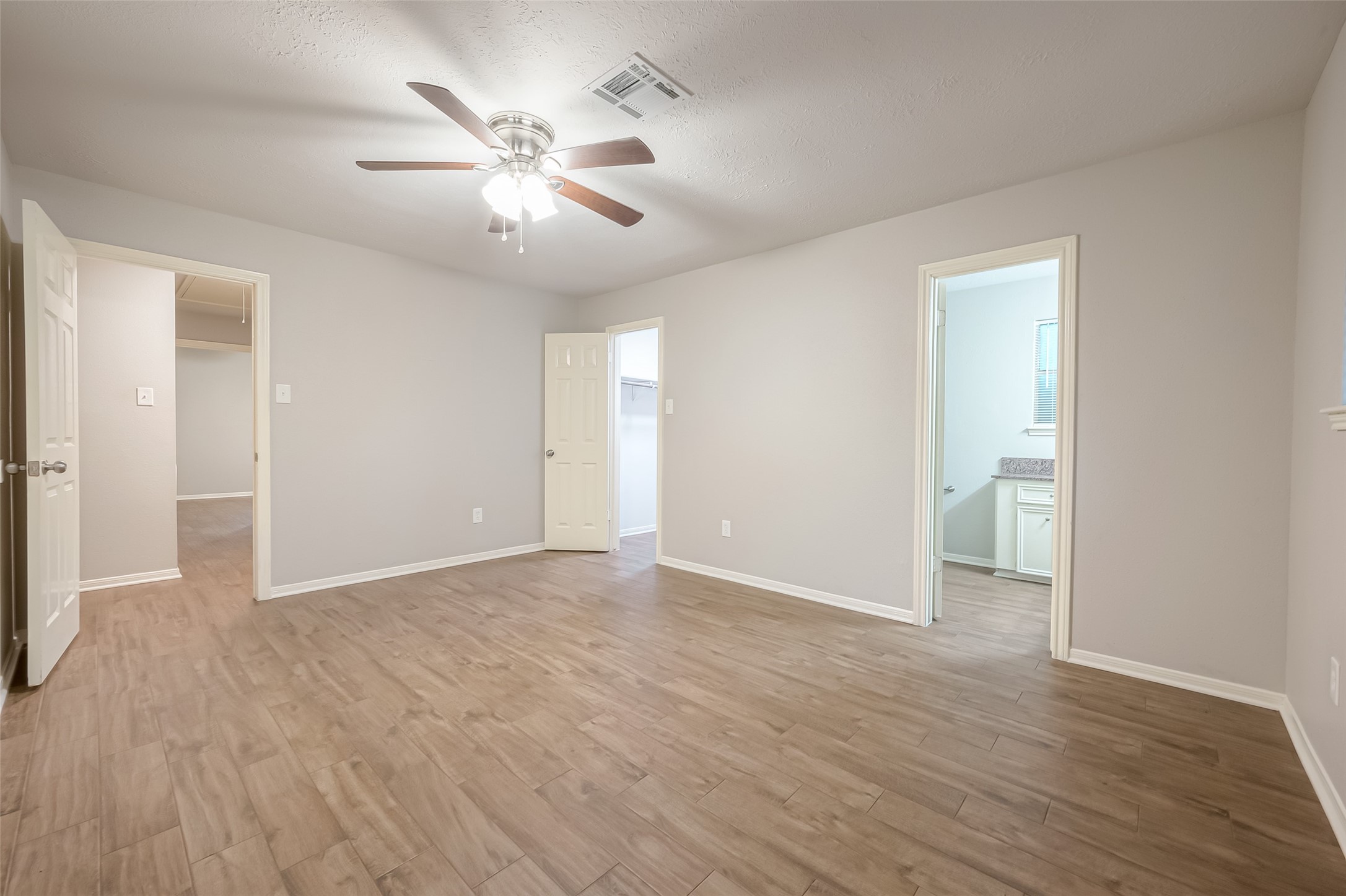 1406 Pinecroft Drive Property Photo 23
