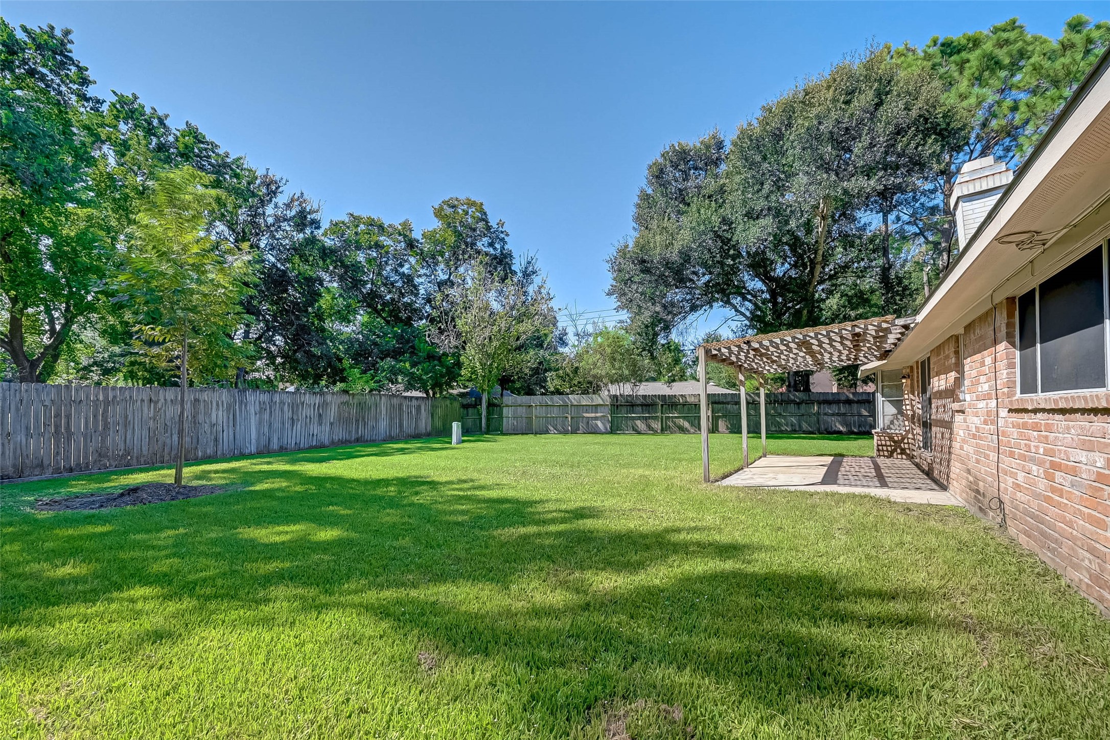 1406 Pinecroft Drive Property Photo 37