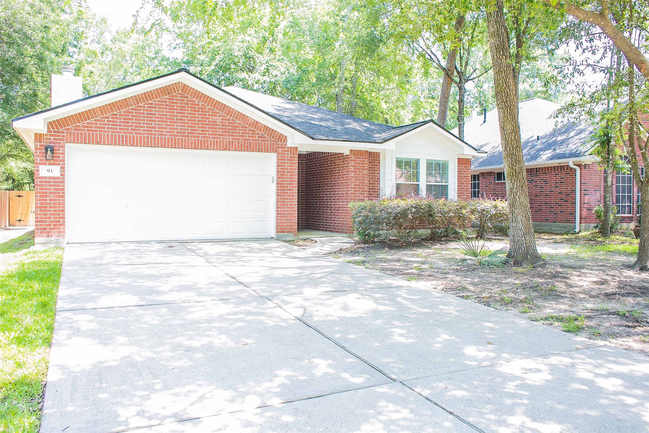91 Genesee Ridge Drive Property Photo 2