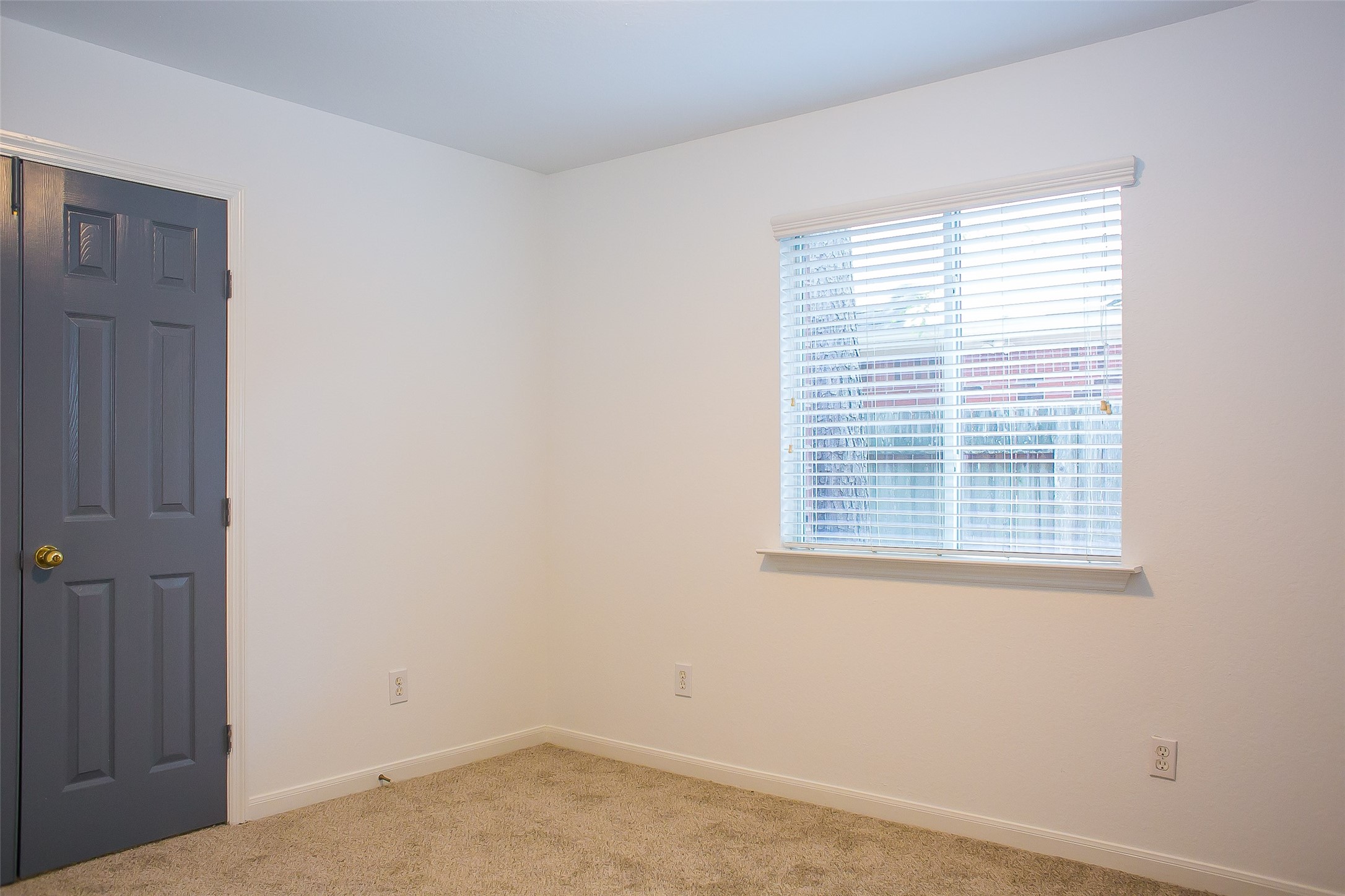 91 Genesee Ridge Drive Property Photo 16