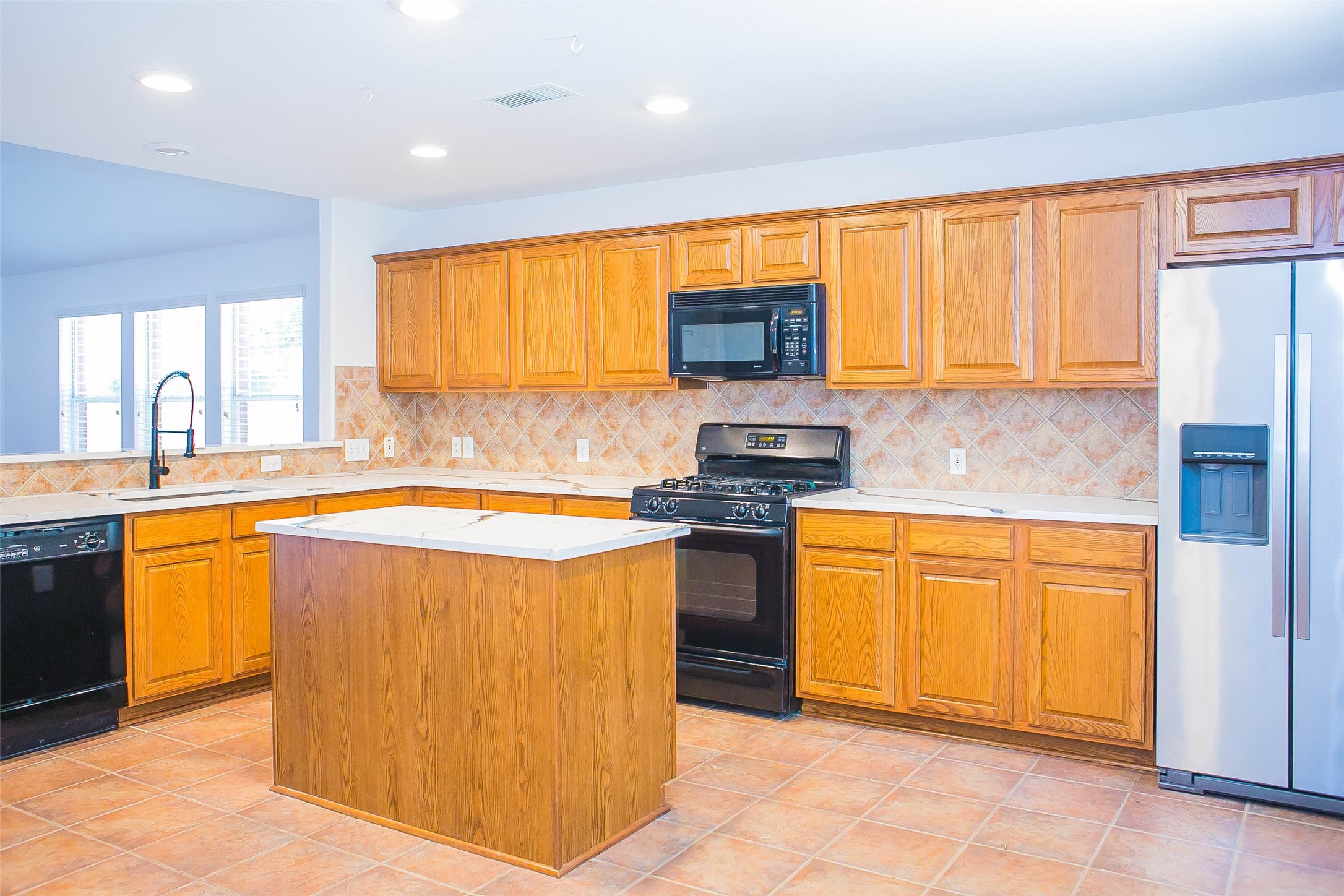 91 Genesee Ridge Drive Property Photo 22