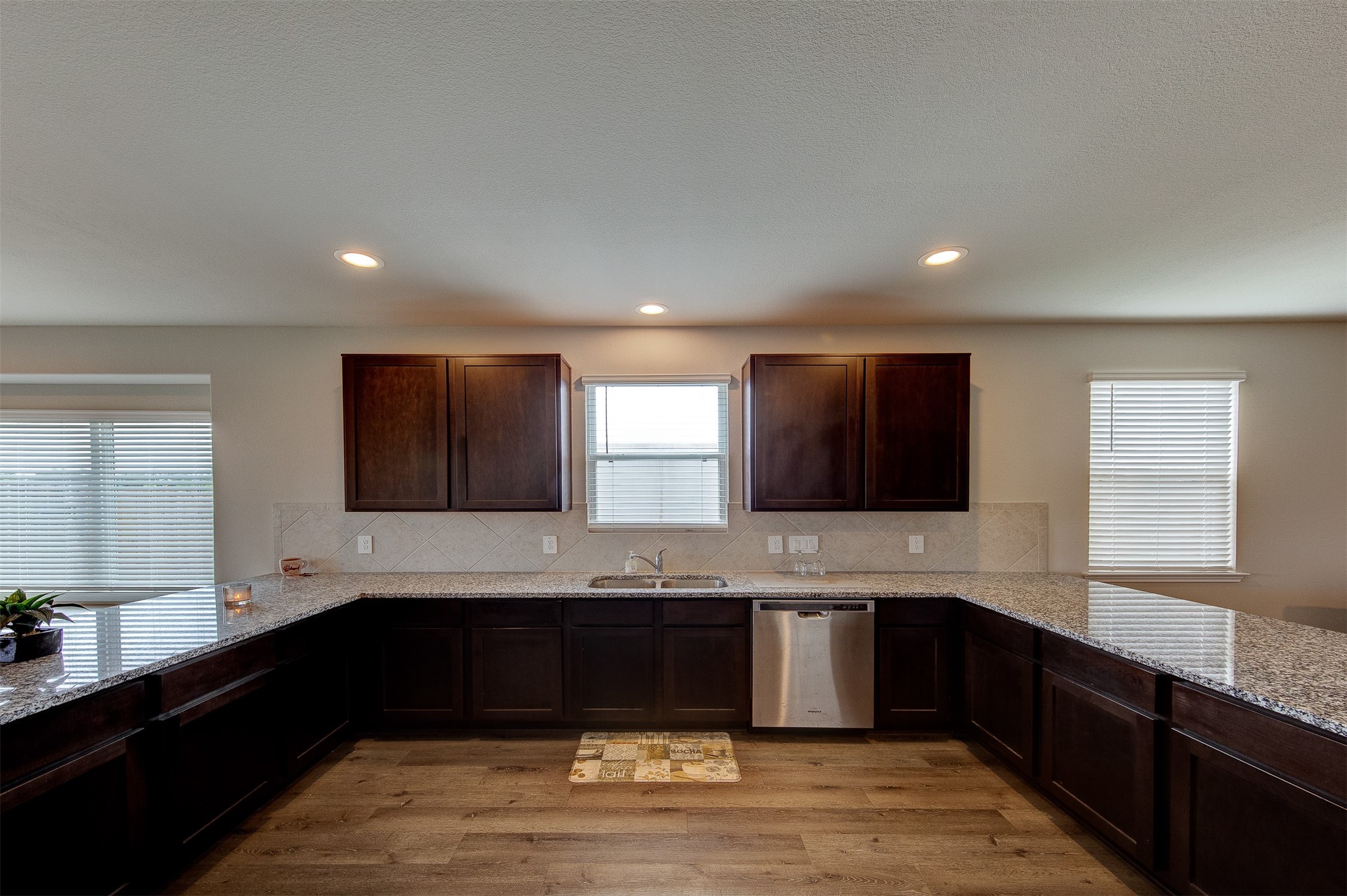 5639 Brooklyn Rose Drive Property Photo 9