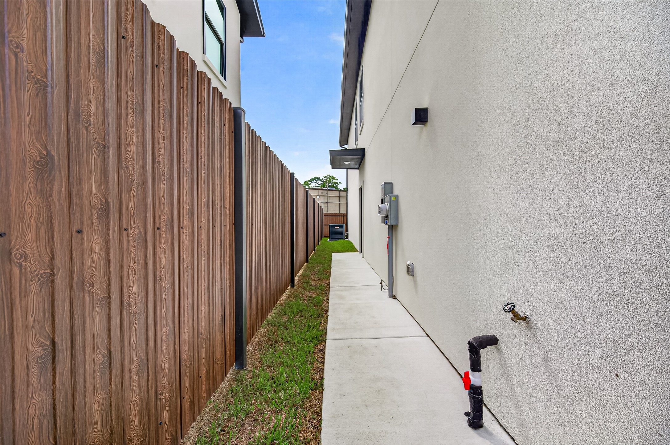 1811 N Spring Drive 9 Property Photo 6