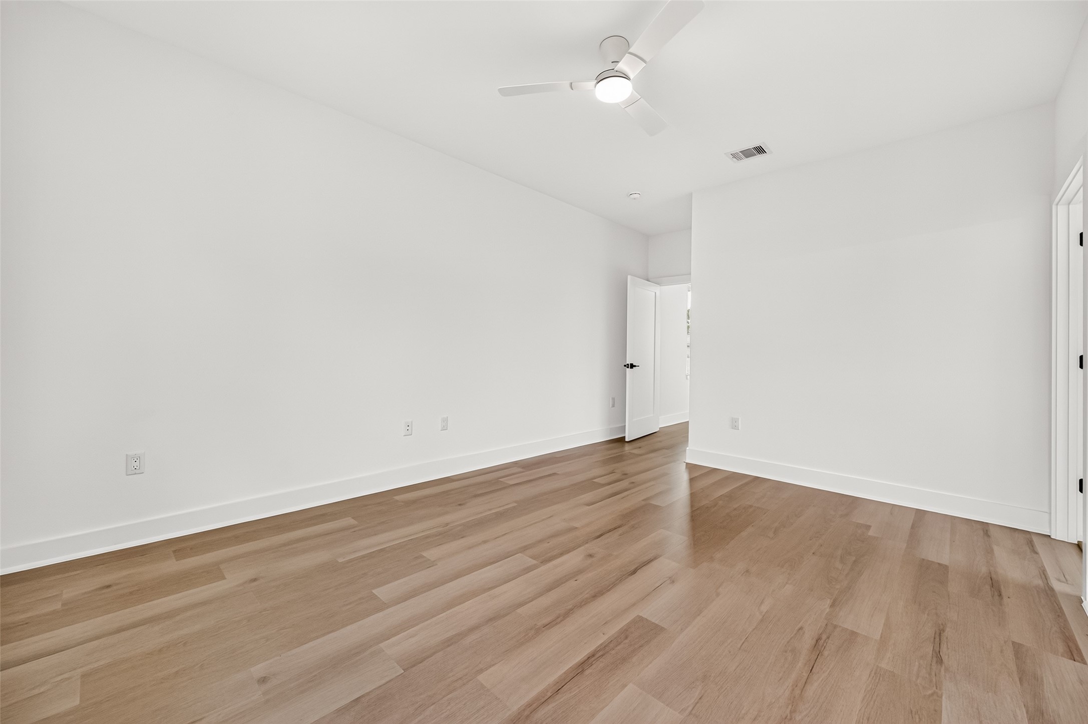 1811 N Spring Drive 9 Property Photo 26