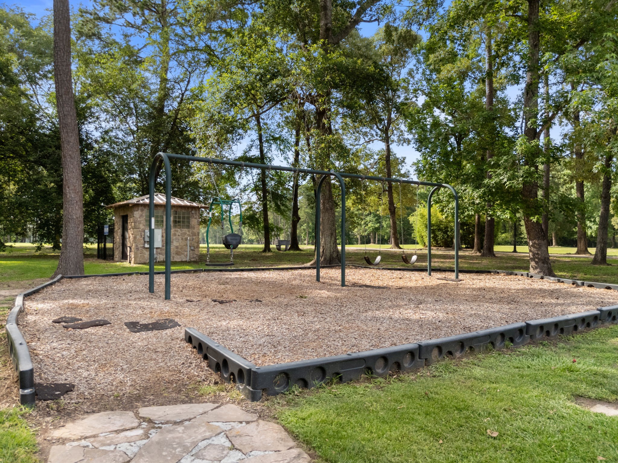 3318 W Benders Landing Boulevard Property Photo 17