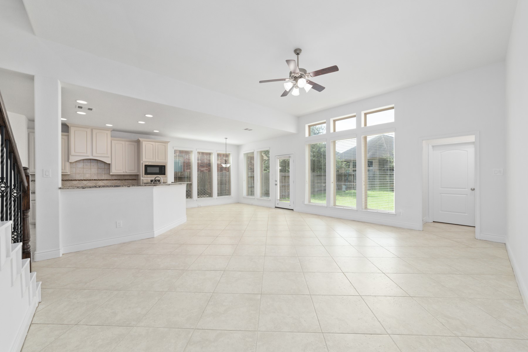 17623 Barrowfield Lane Property Photo 12