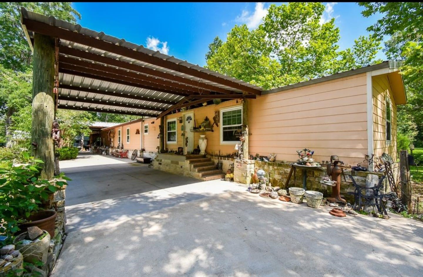 39551 Donigan Road Property Photo 2