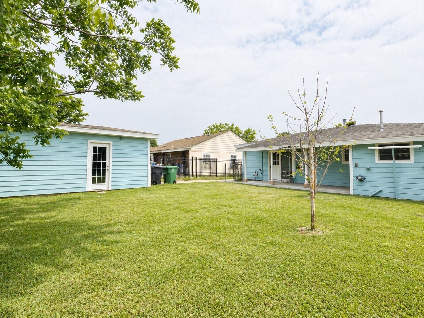 8069 Juliabora Street Property Photo 5