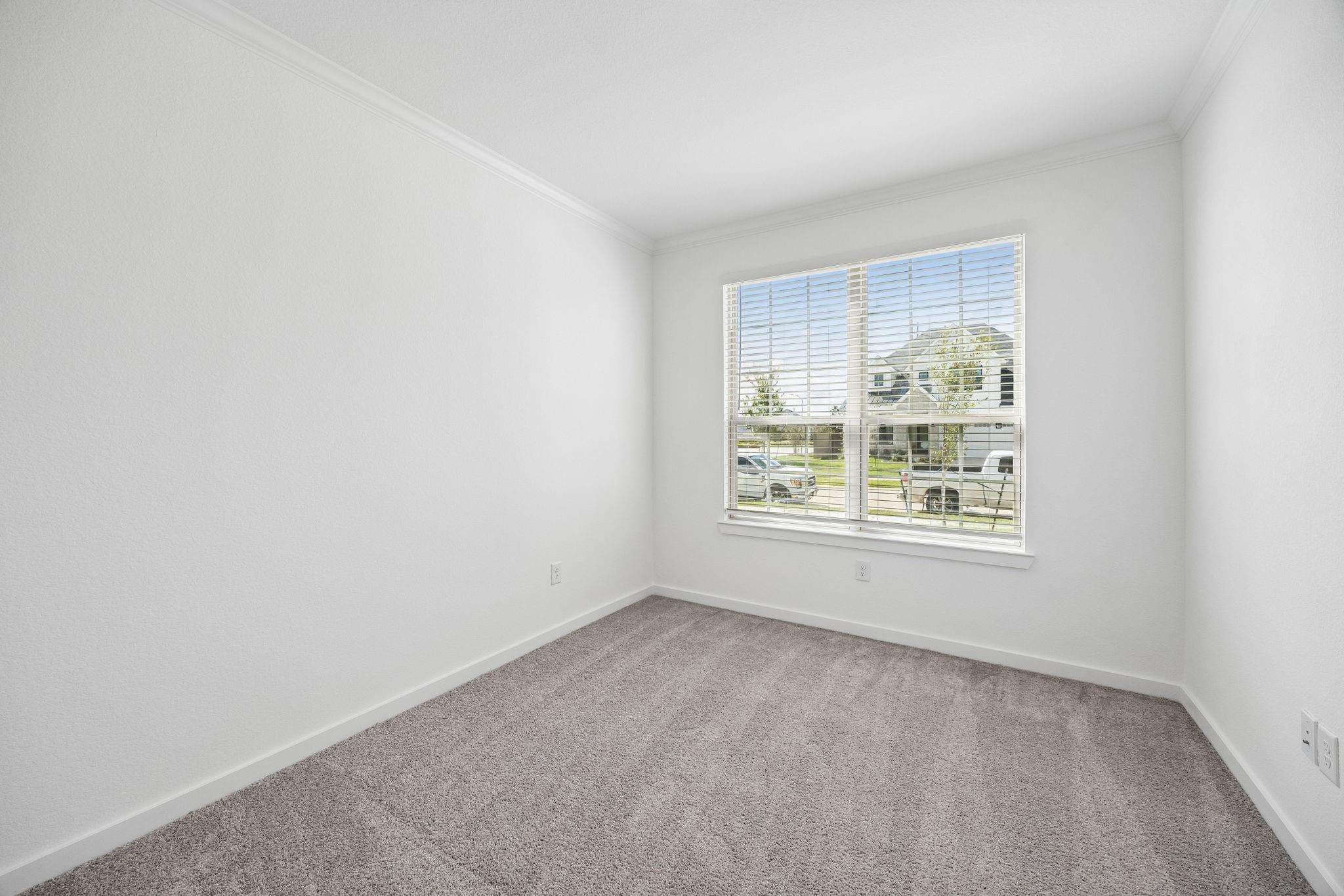 18206 Ellerden Forest Drive Property Photo 4