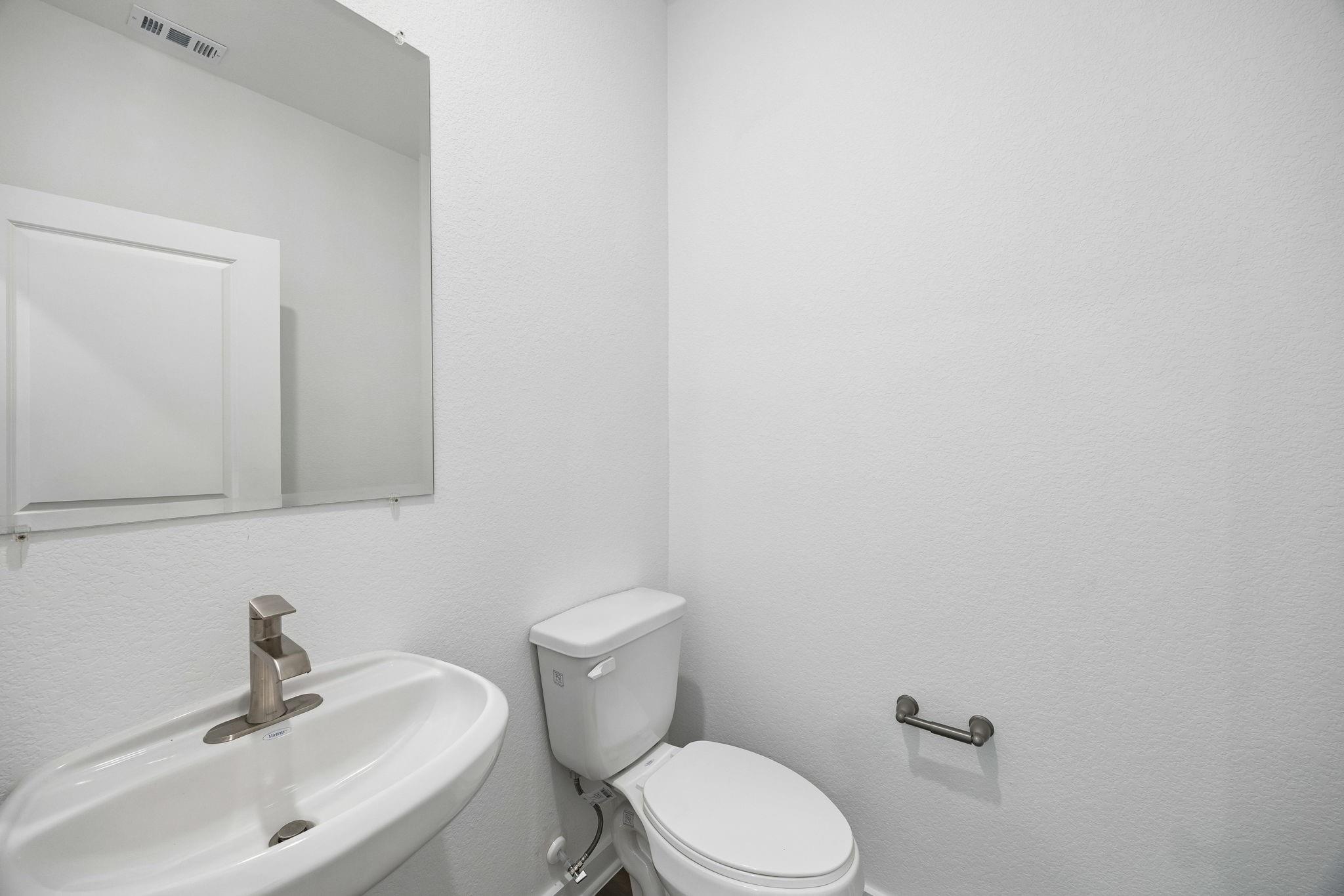 18206 Ellerden Forest Drive Property Photo 5