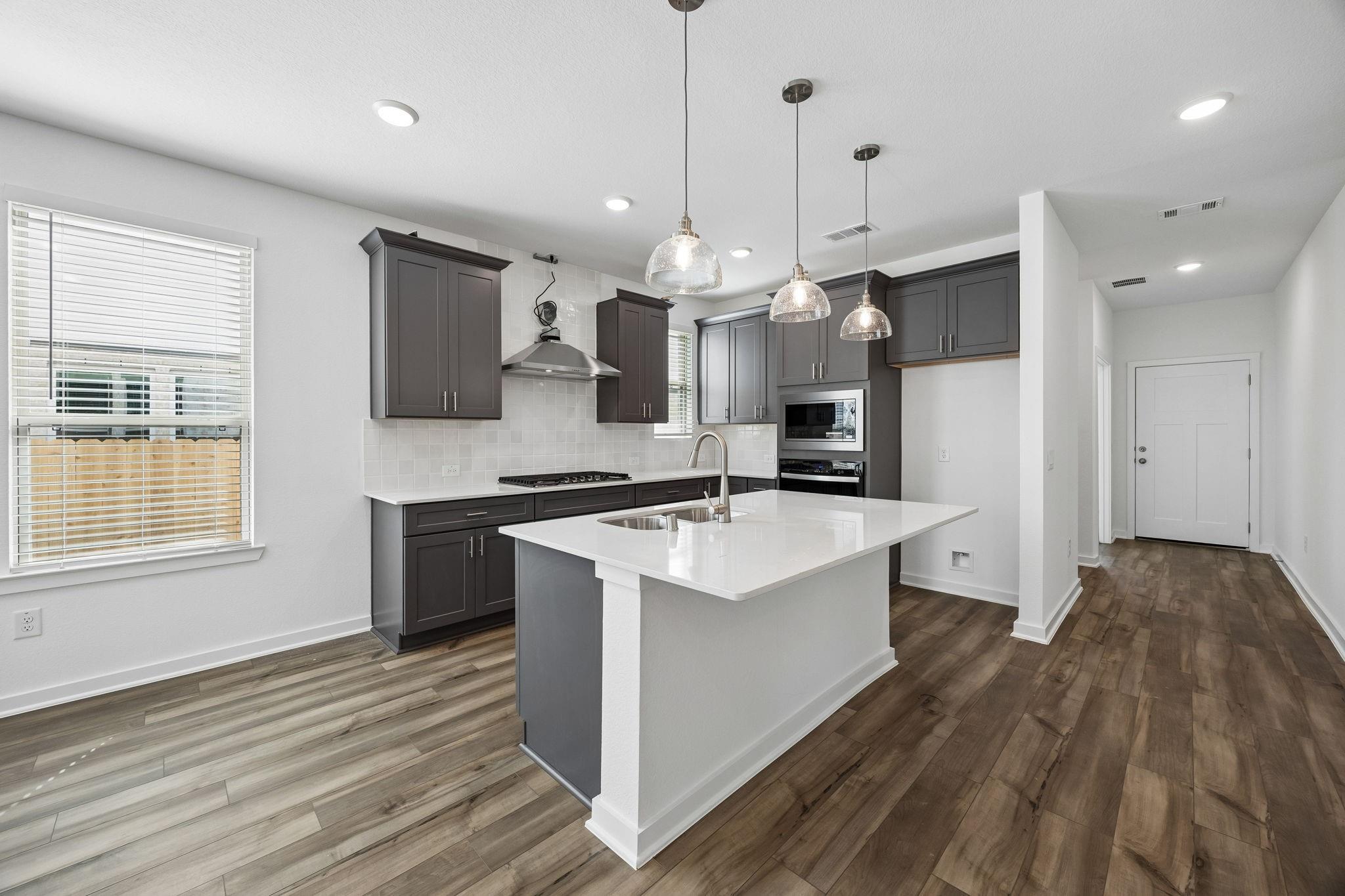 18206 Ellerden Forest Drive Property Photo 7