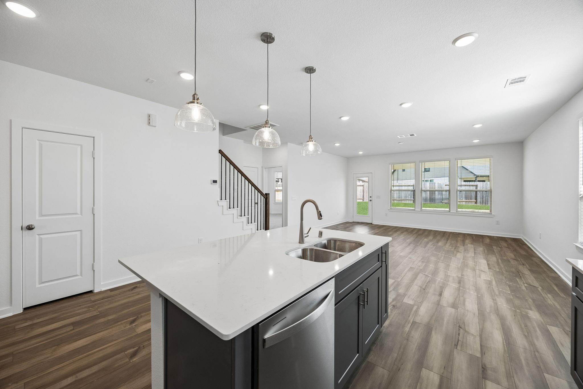 18206 Ellerden Forest Drive Property Photo 10