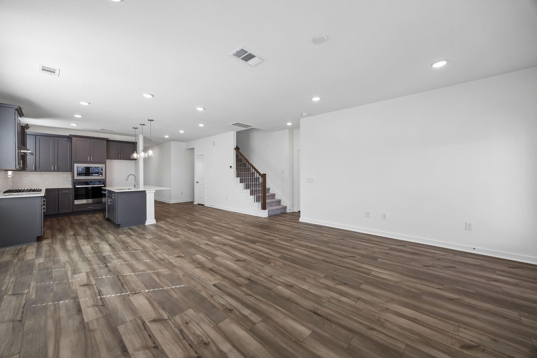 18206 Ellerden Forest Drive Property Photo 12