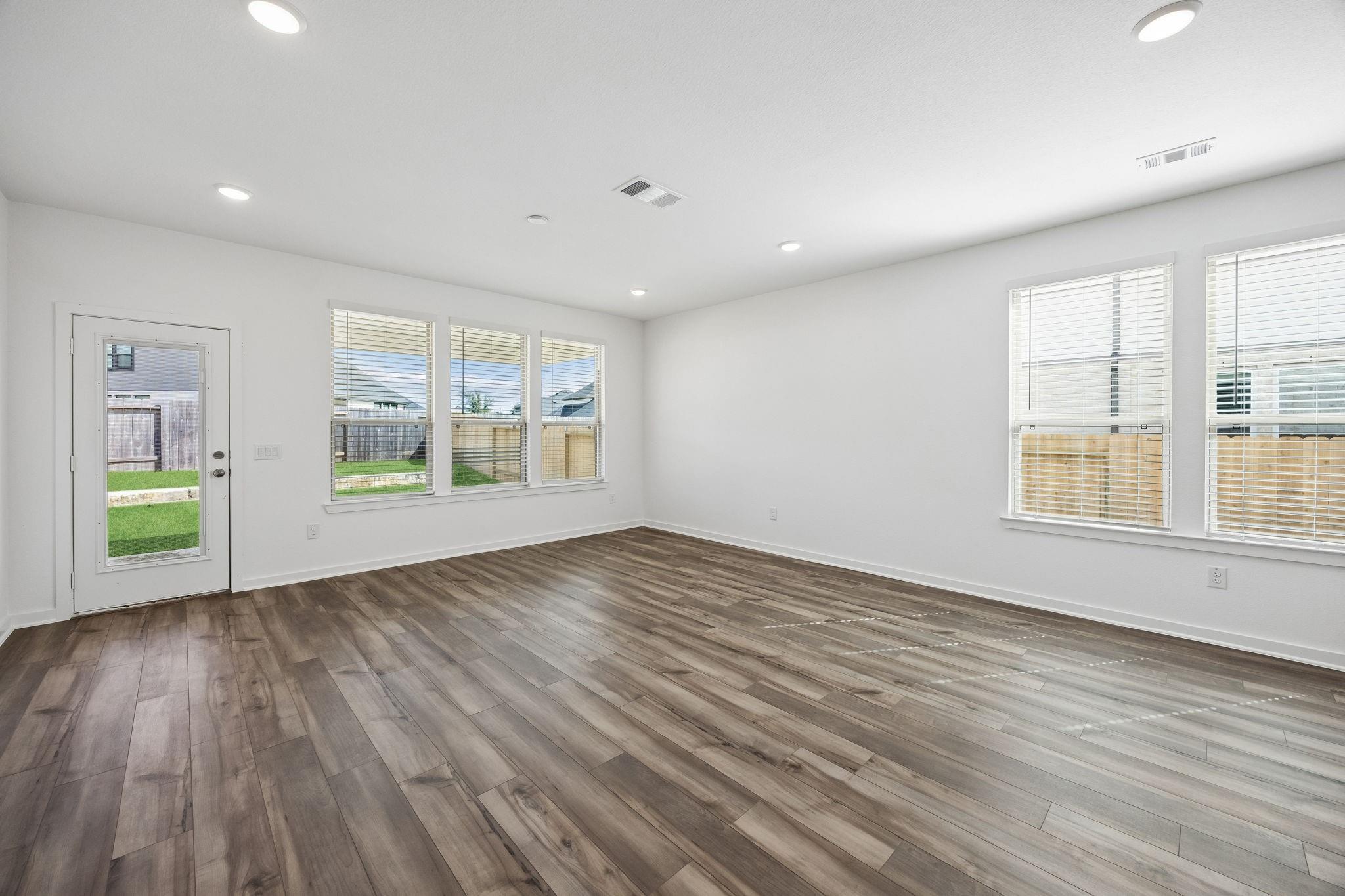 18206 Ellerden Forest Drive Property Photo 13