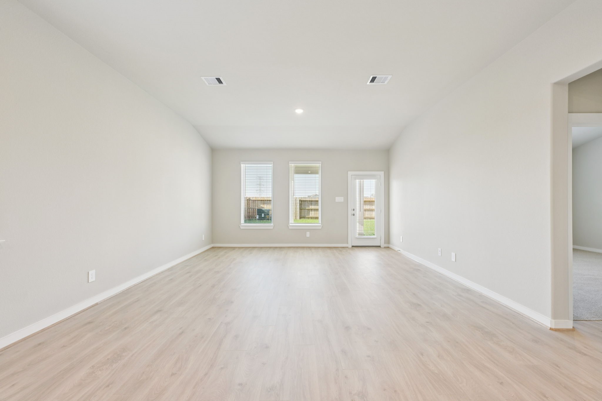 5209 Redbud Valley Drive Property Photo 8