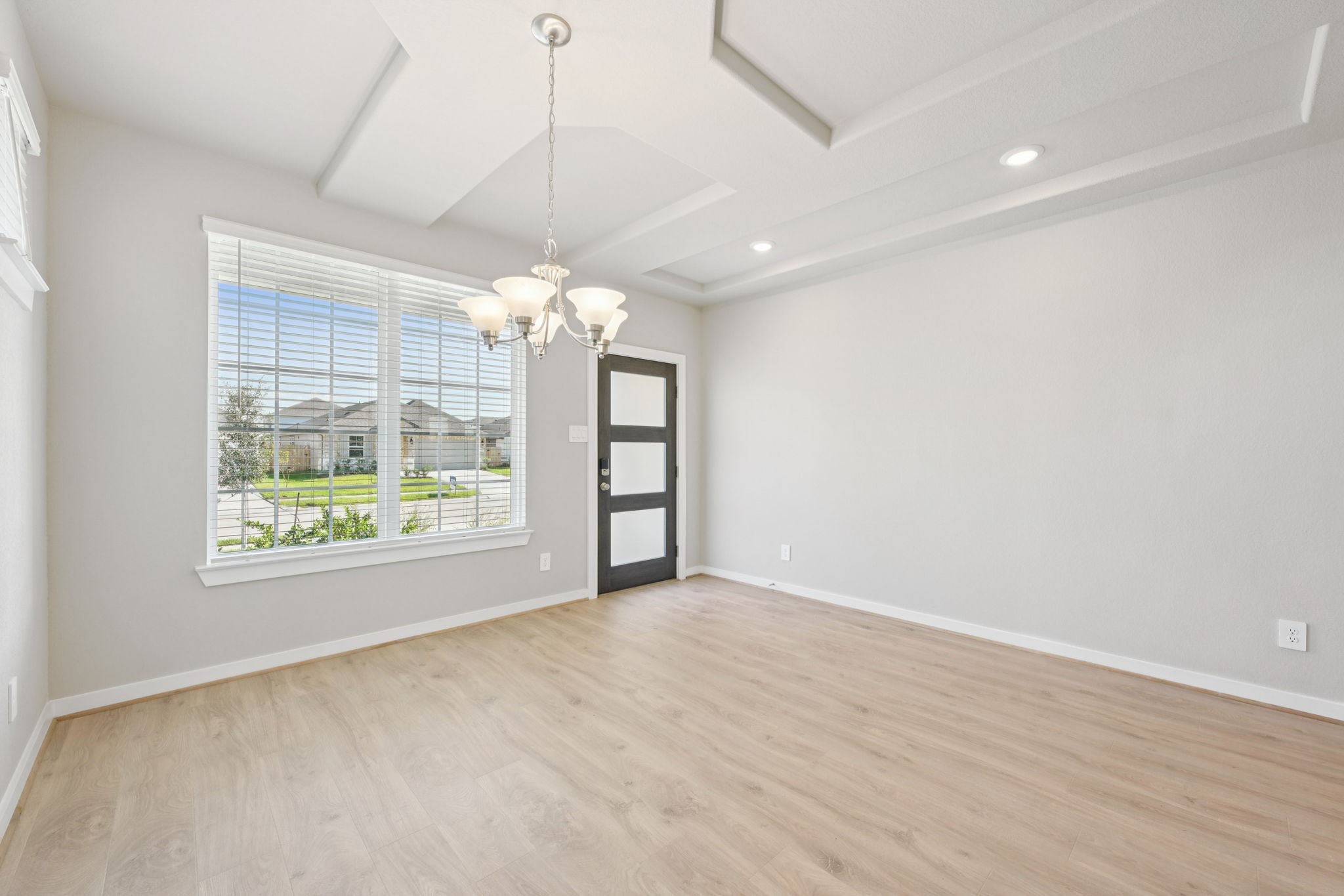 5209 Redbud Valley Drive Property Photo 15