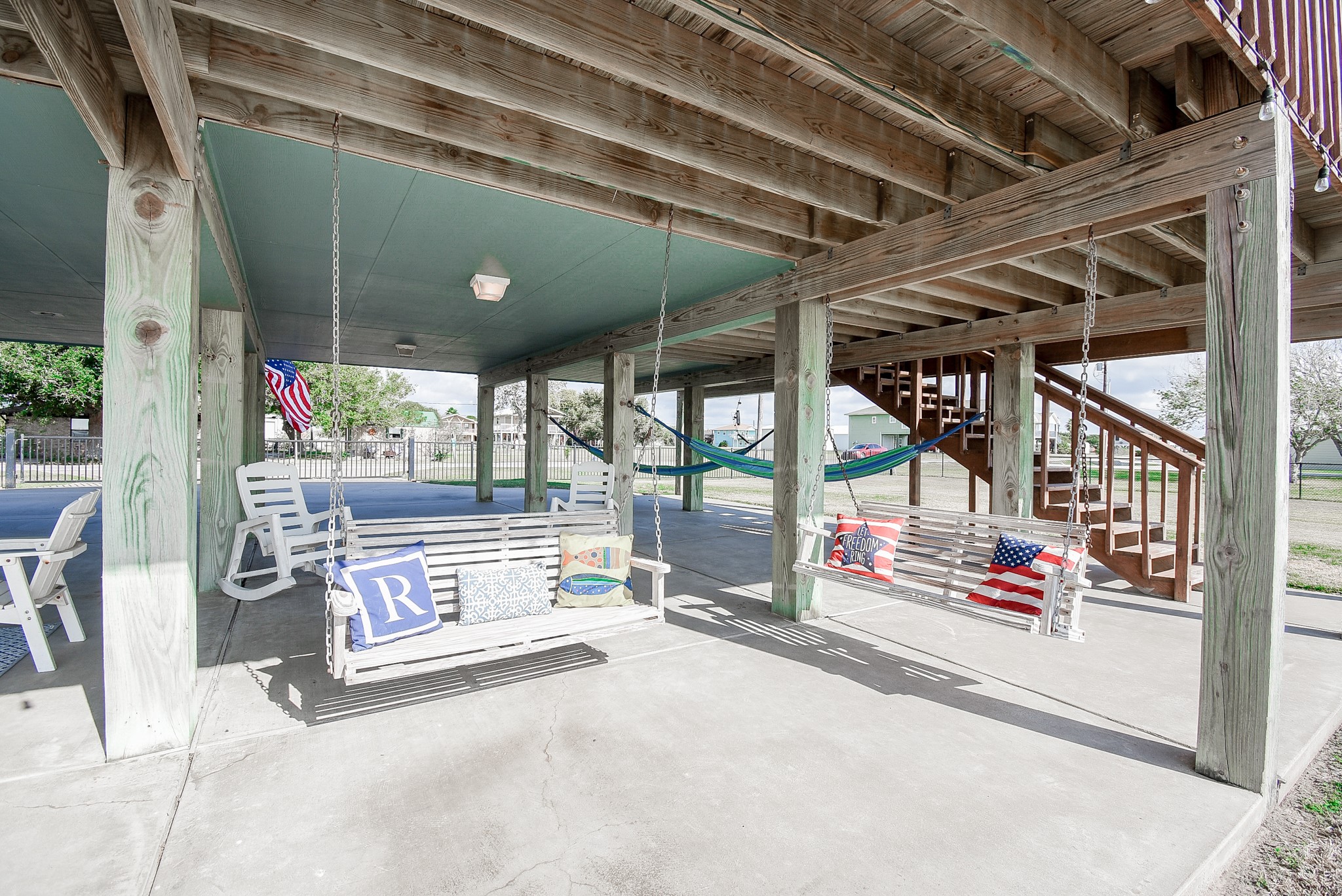 1504 W Bayshore Drive Property Photo 5