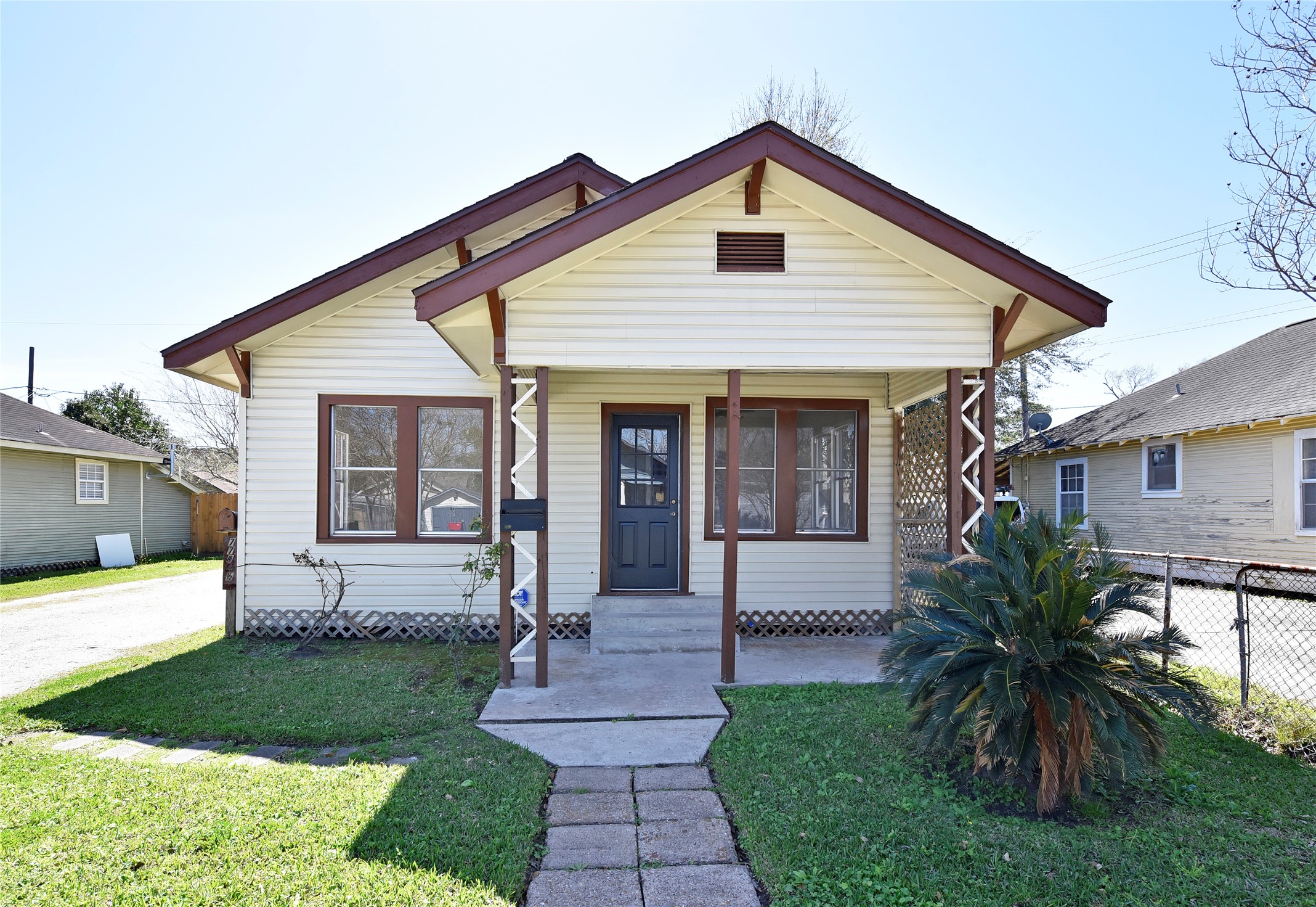 7704 Elvera Street Property Photo