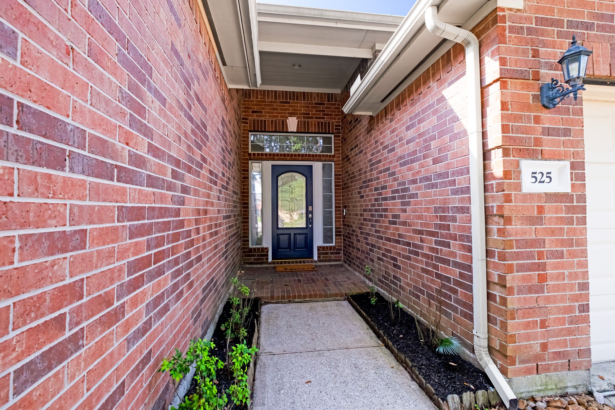 525 Lockland Lane Property Photo 3