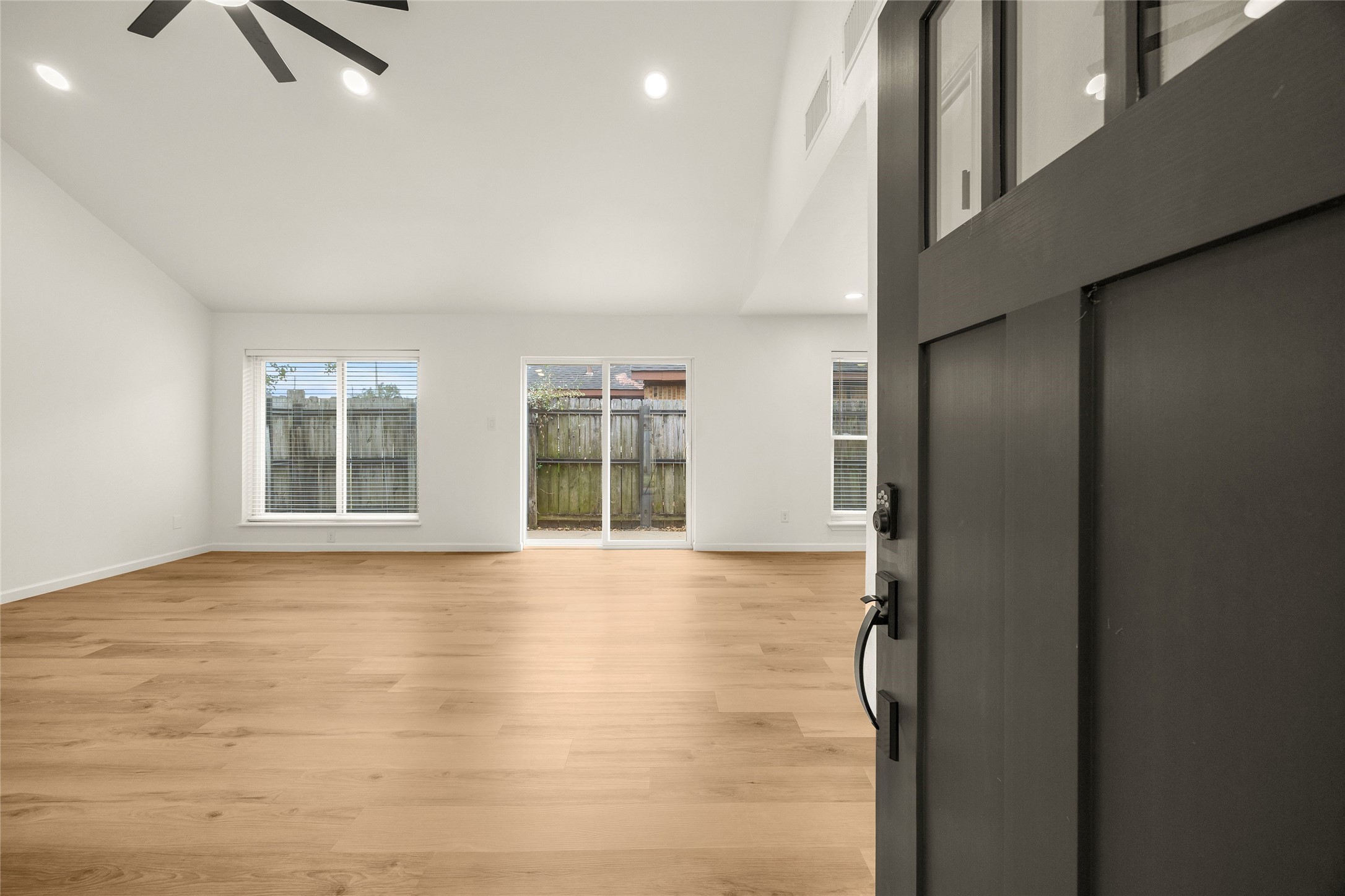 3305 Avenue R Property Photo 4