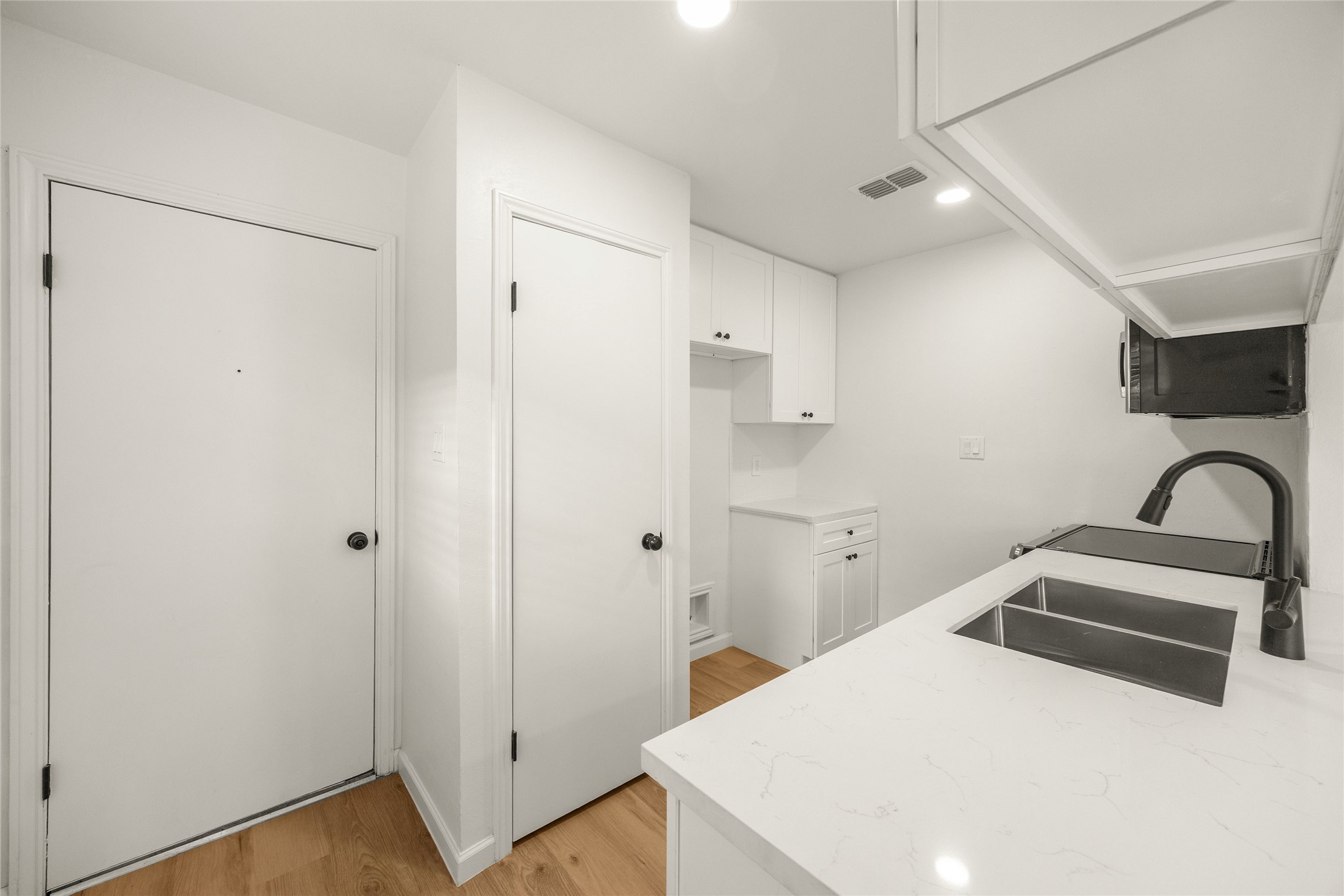 3305 Avenue R Property Photo 11