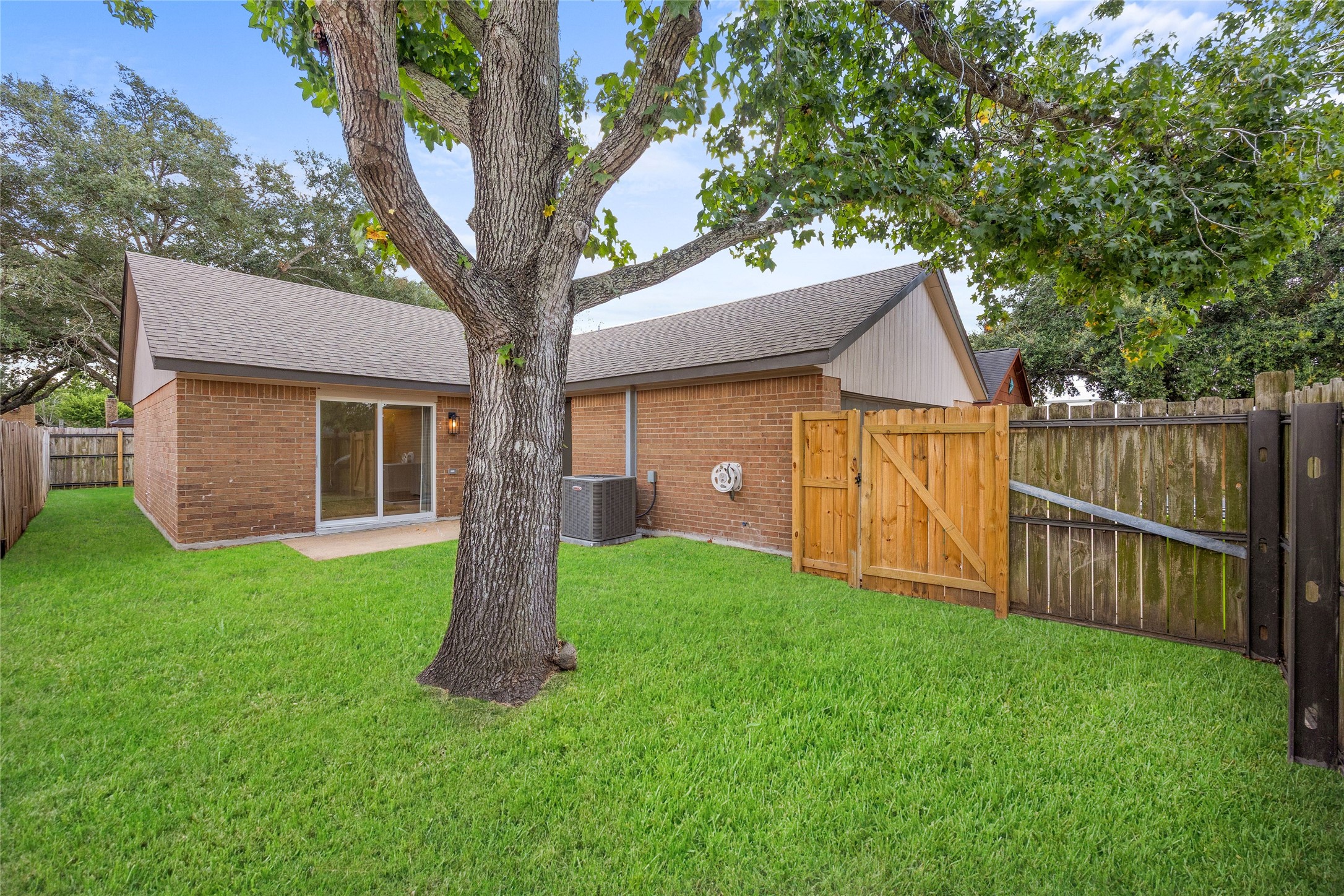 3305 Avenue R Property Photo 20