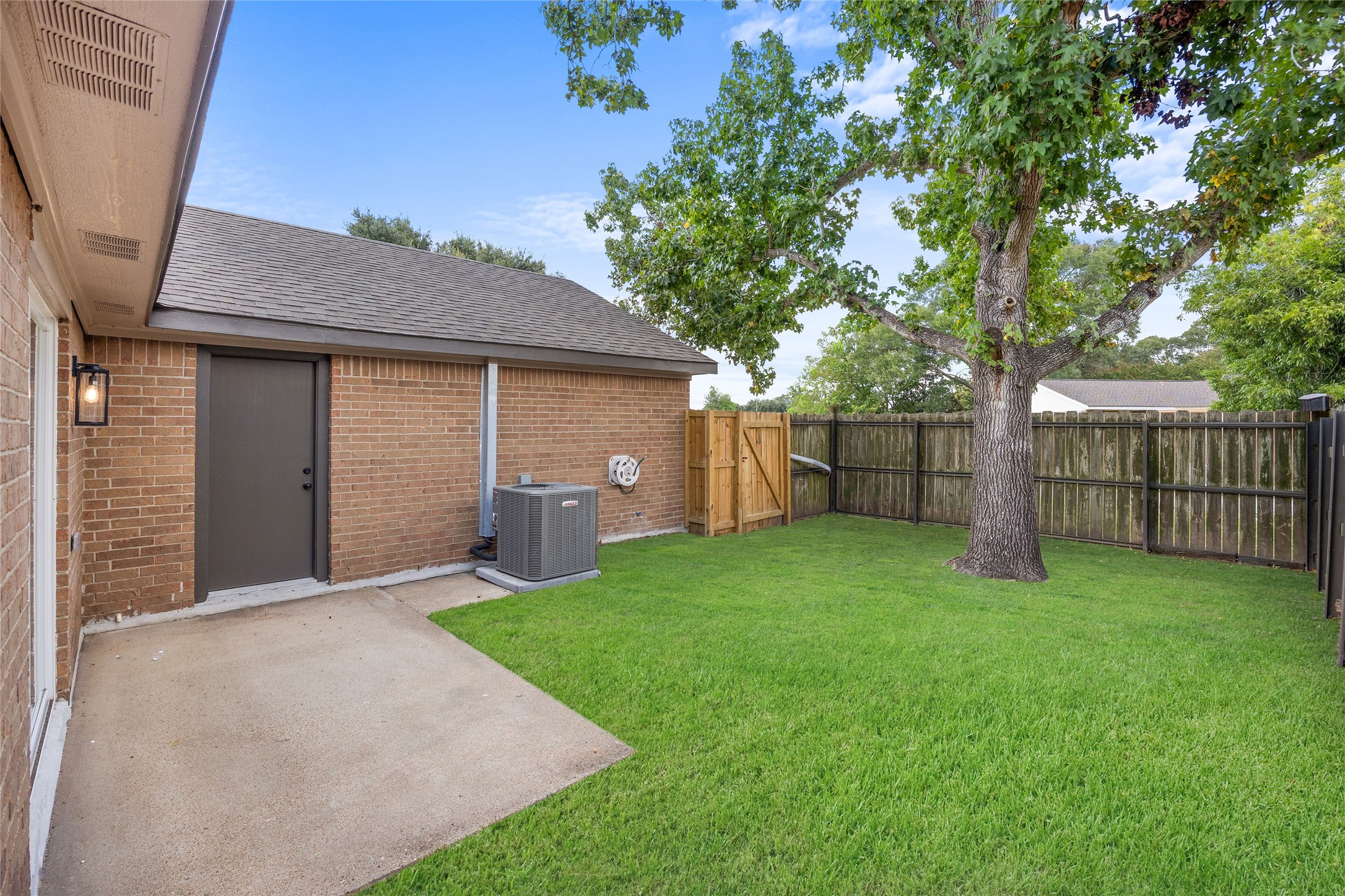 3305 Avenue R Property Photo 21