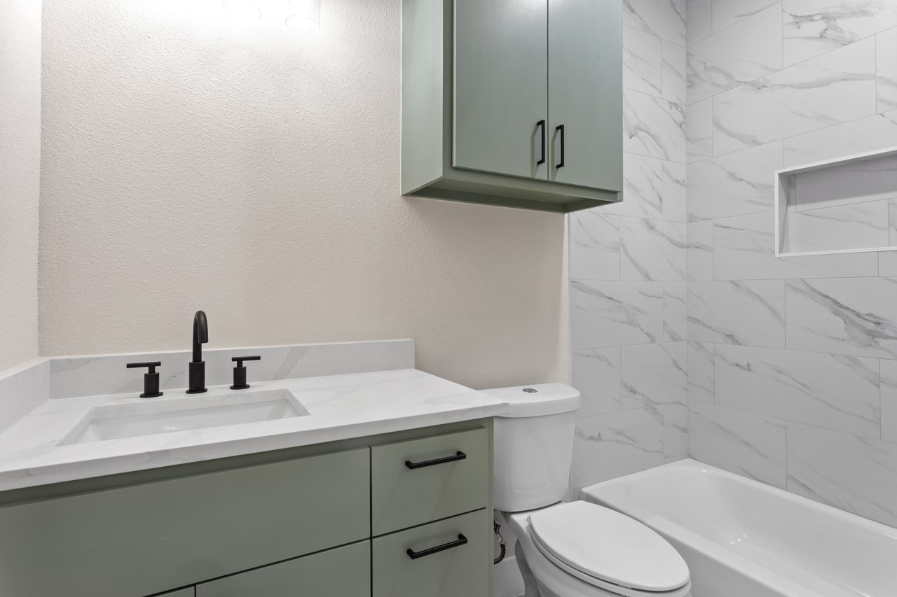 1101 Wooding Street Property Photo 9