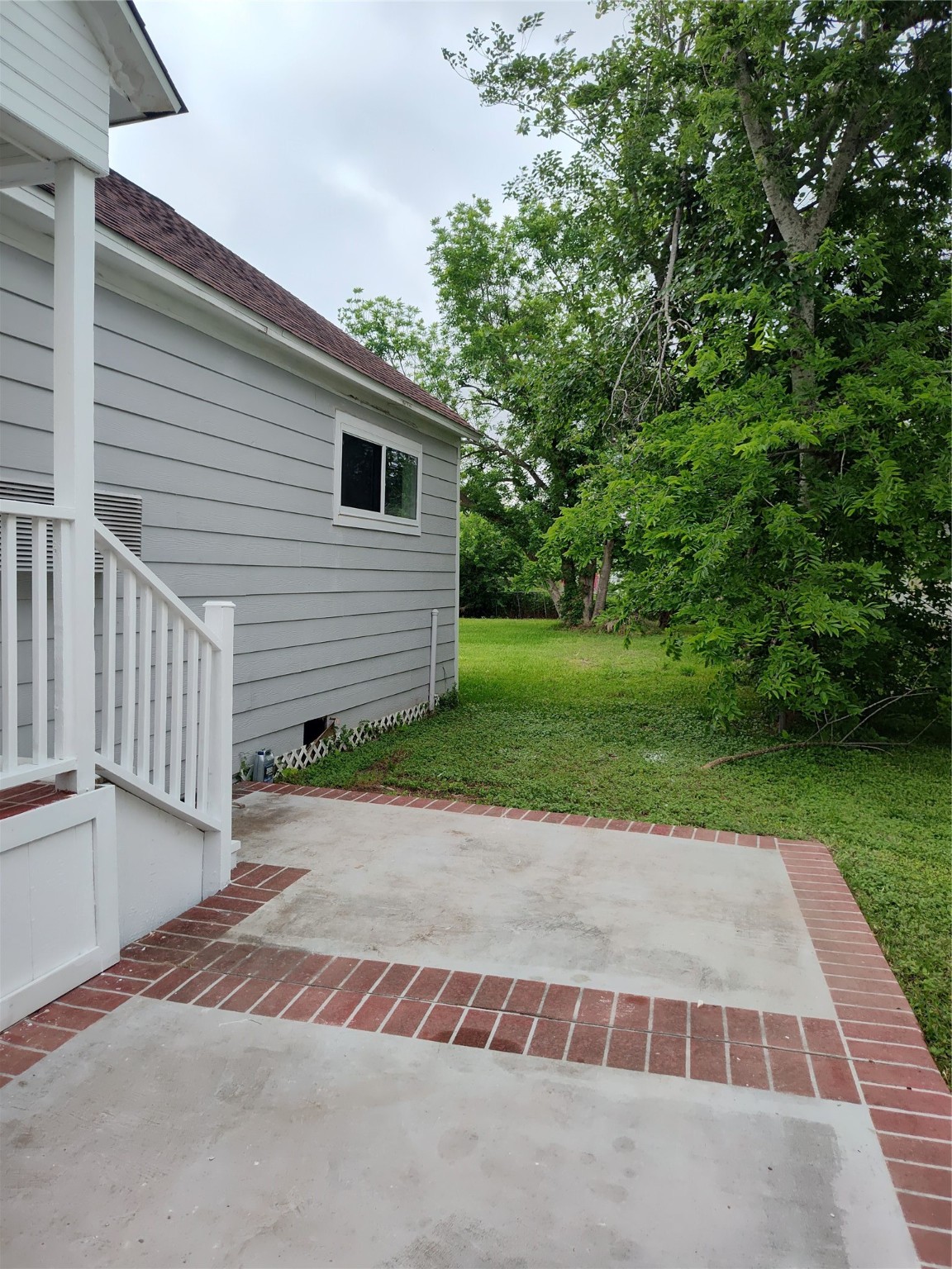 527 W 6th Street Property Photo 22