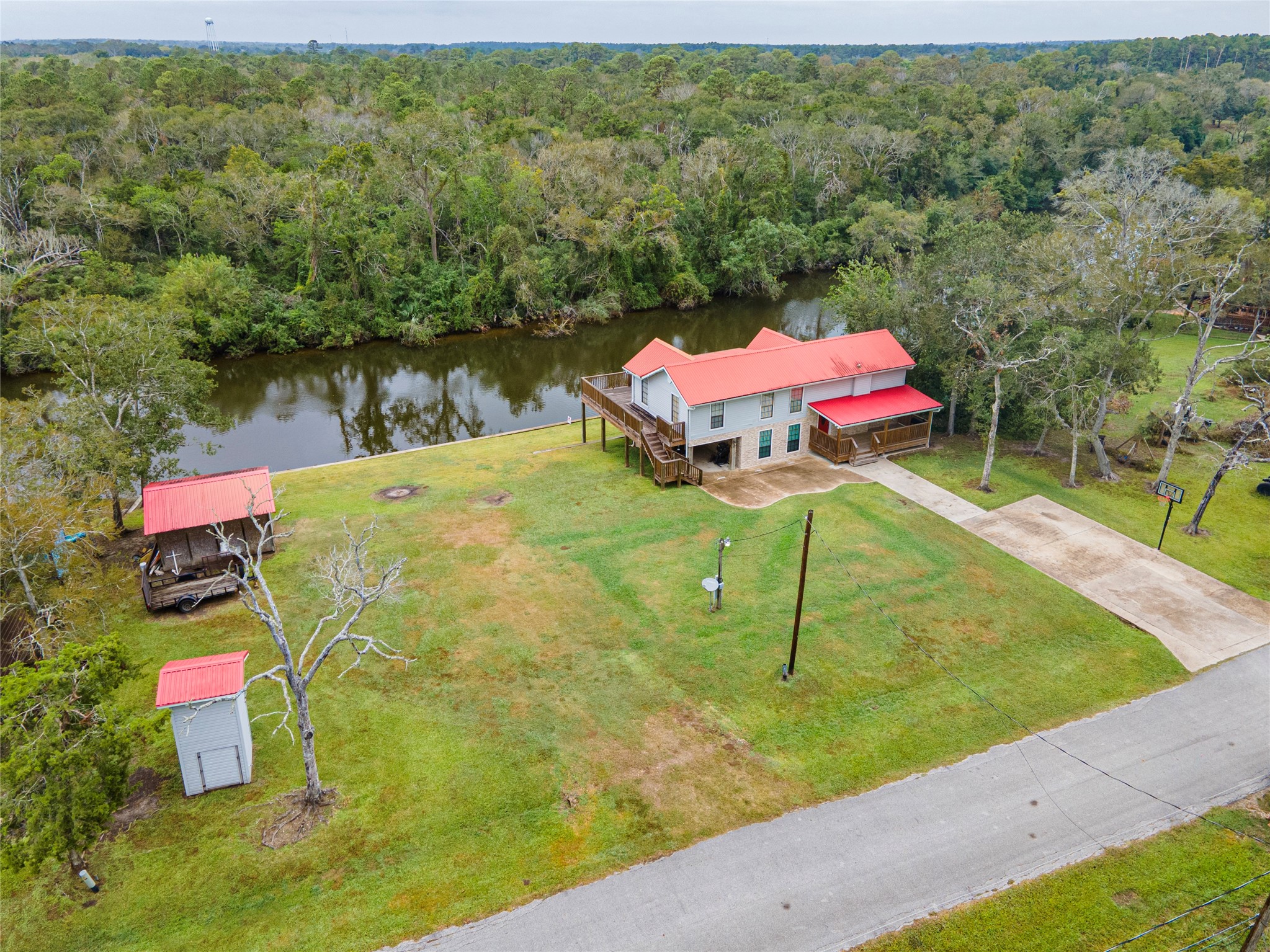 431 Shady Oaks Harbor Property Photo 4