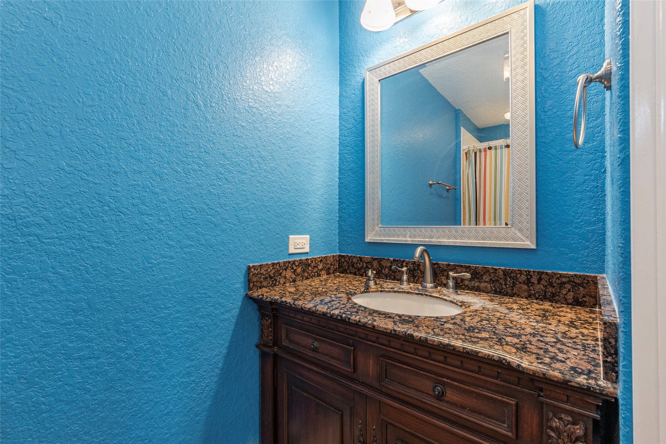 431 Shady Oaks Harbor Property Photo 18